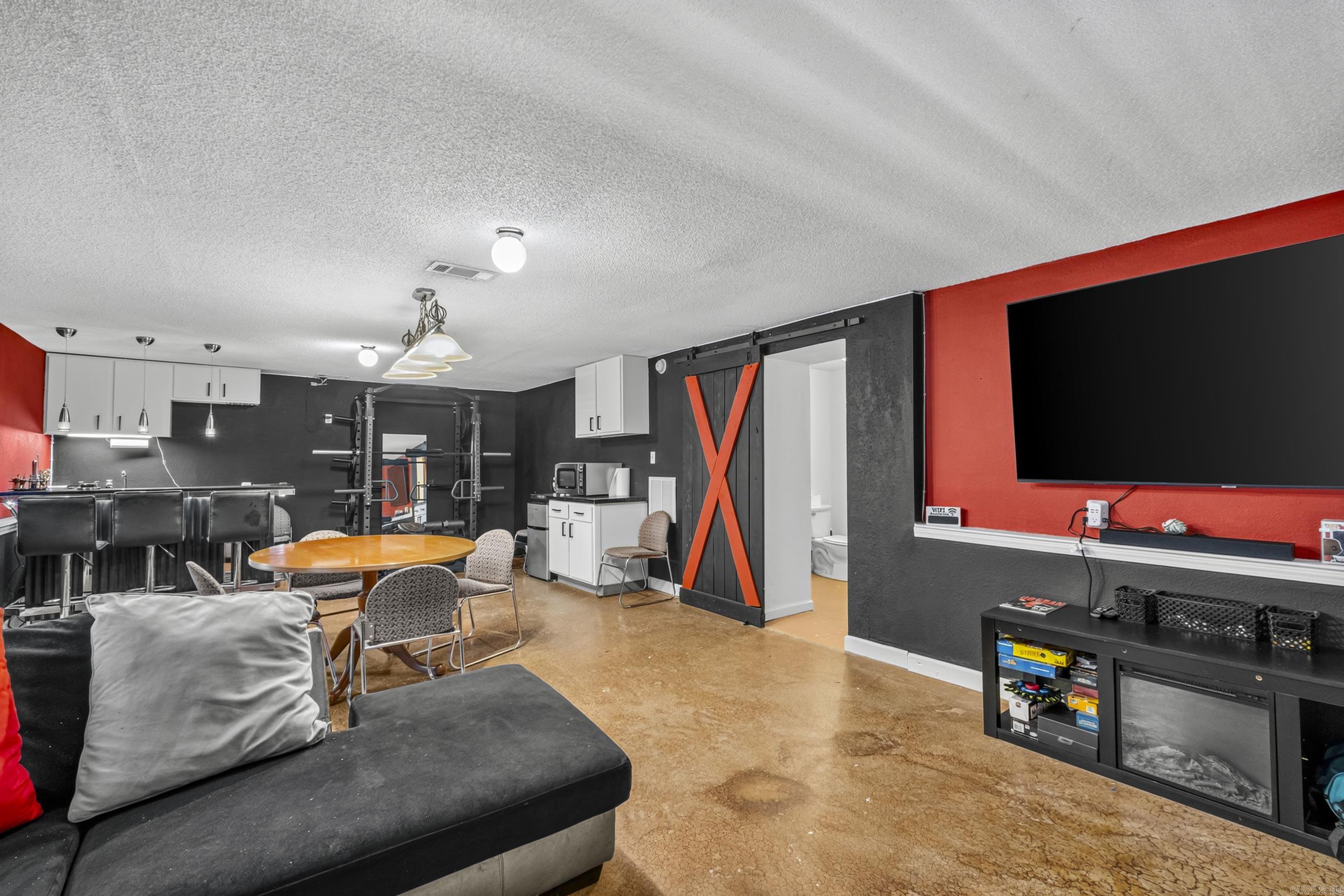 7365 W Ridge  Sherwood, AR
