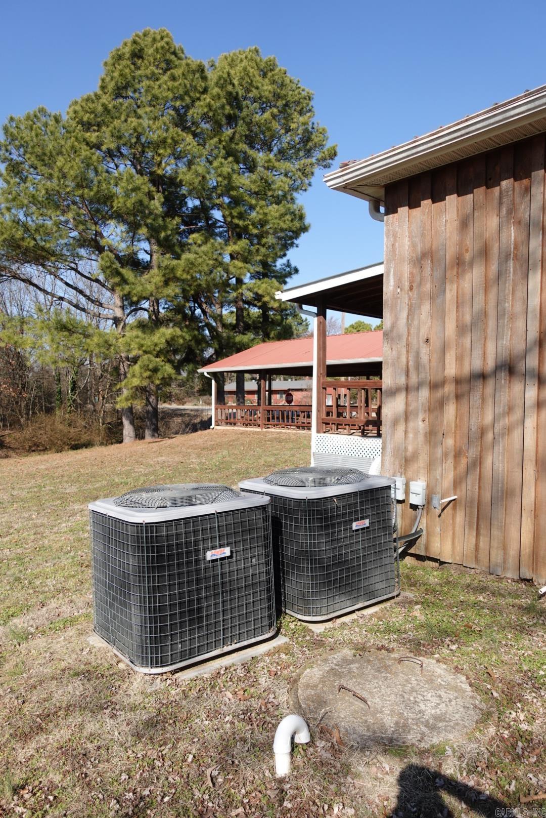7238 Highway 90  Rector, AR