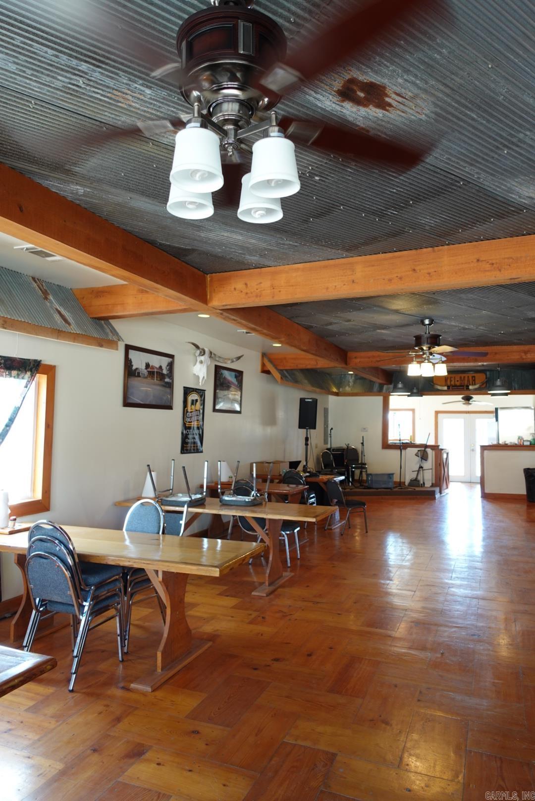 7238 Highway 90  Rector, AR