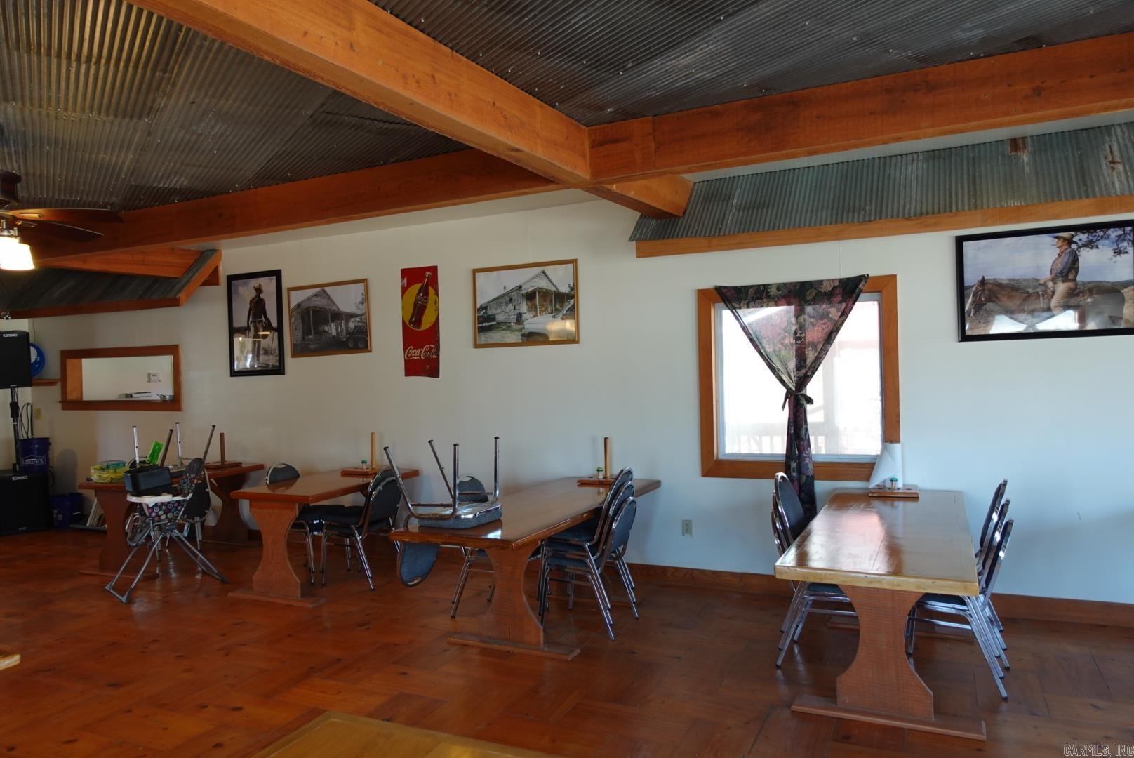 7238 Highway 90  Rector, AR