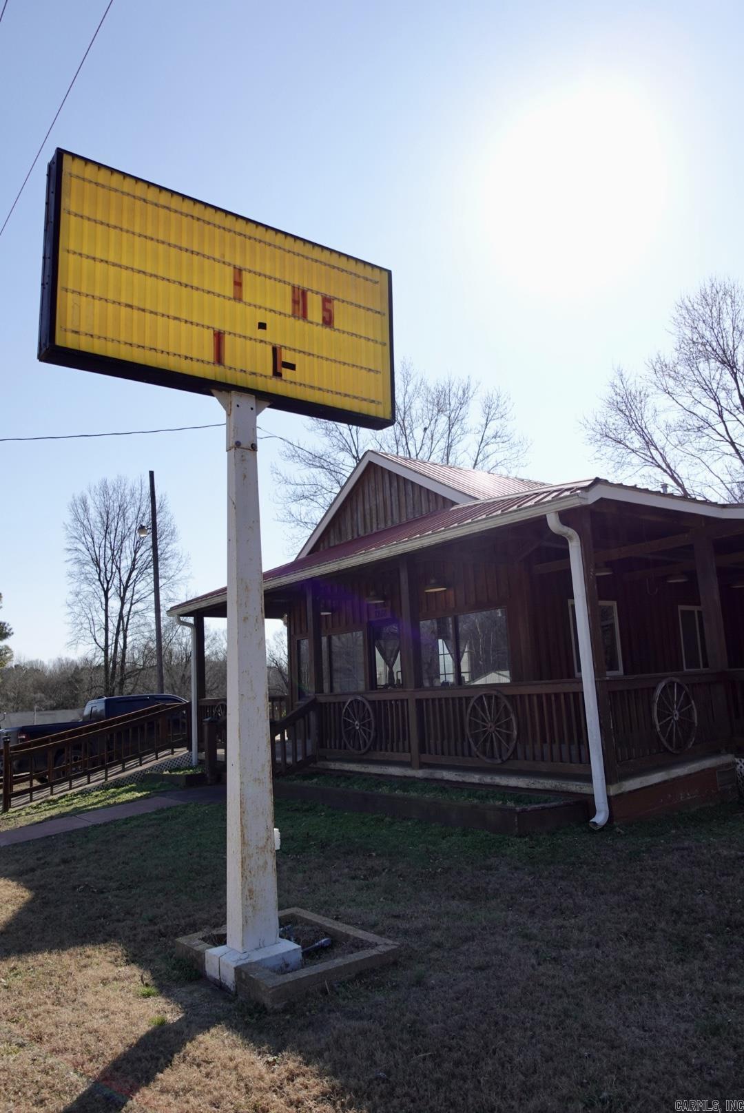 7238 Highway 90  Rector, AR