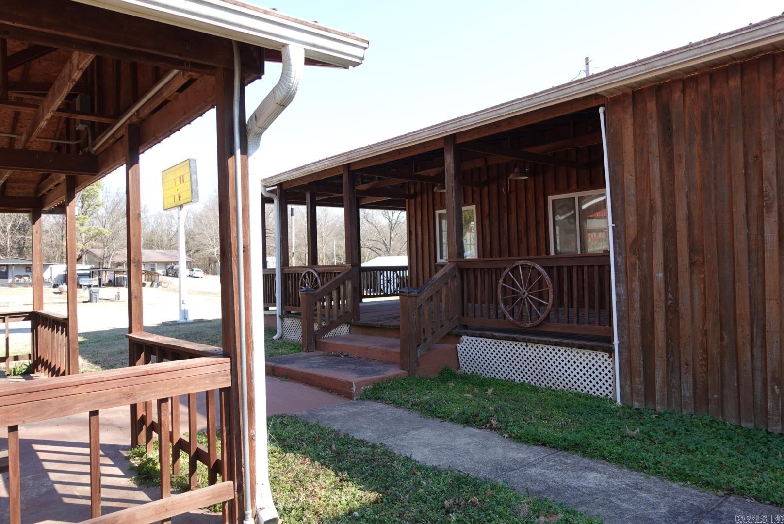 7238 Highway 90  Rector, AR