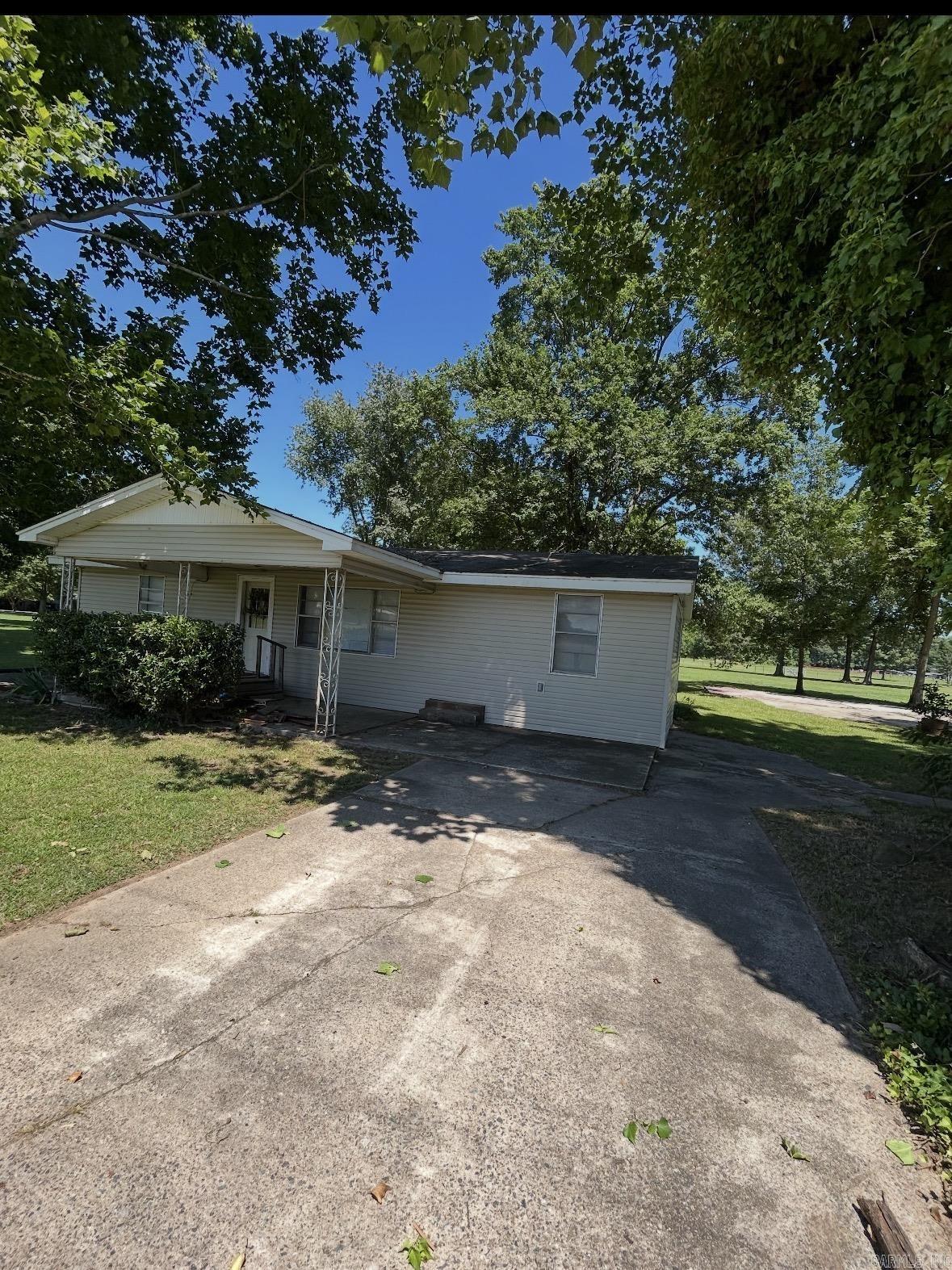 1105 Lingo Rd  Lonoke, AR