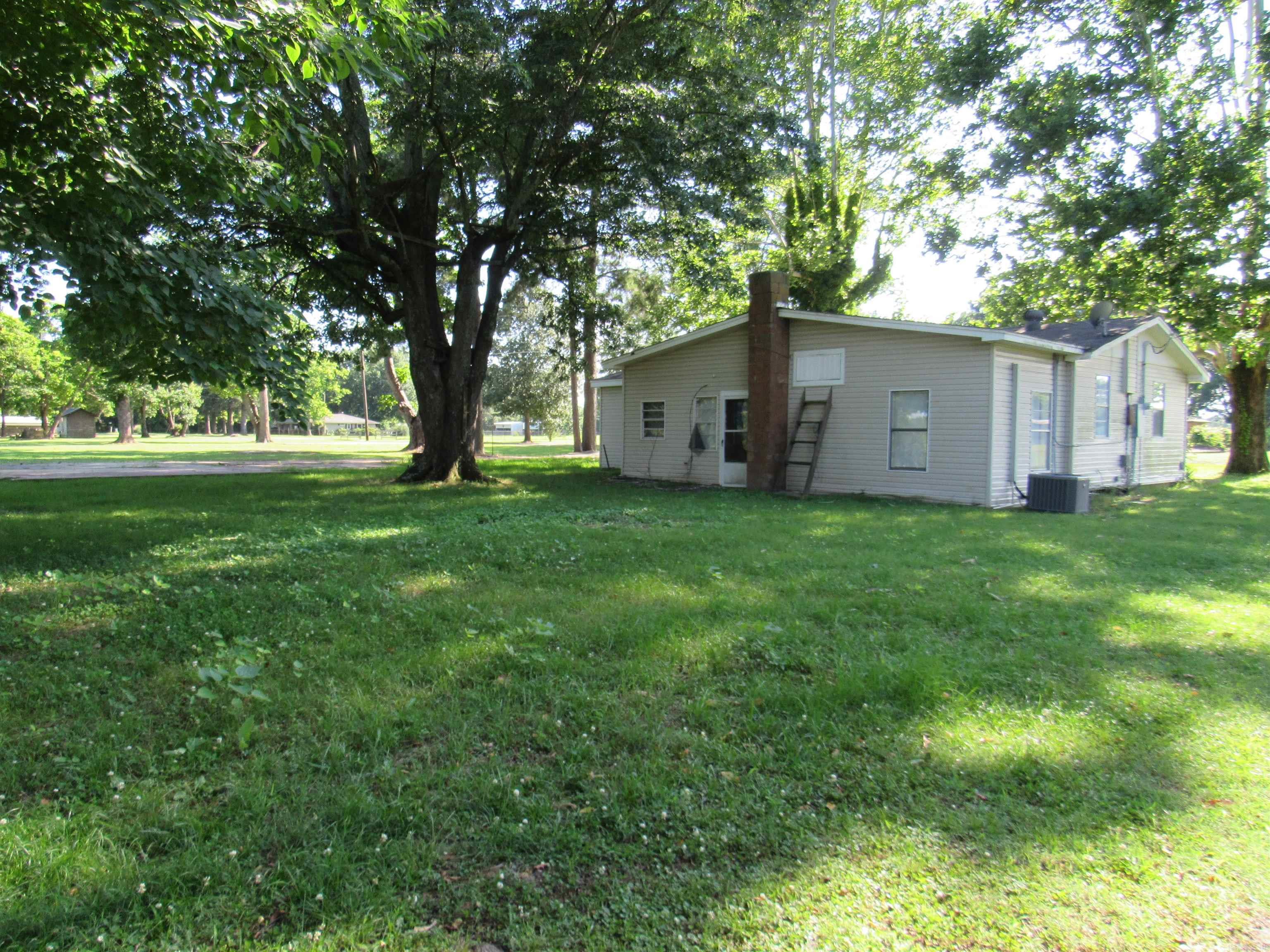 1105 Lingo Rd  Lonoke, AR