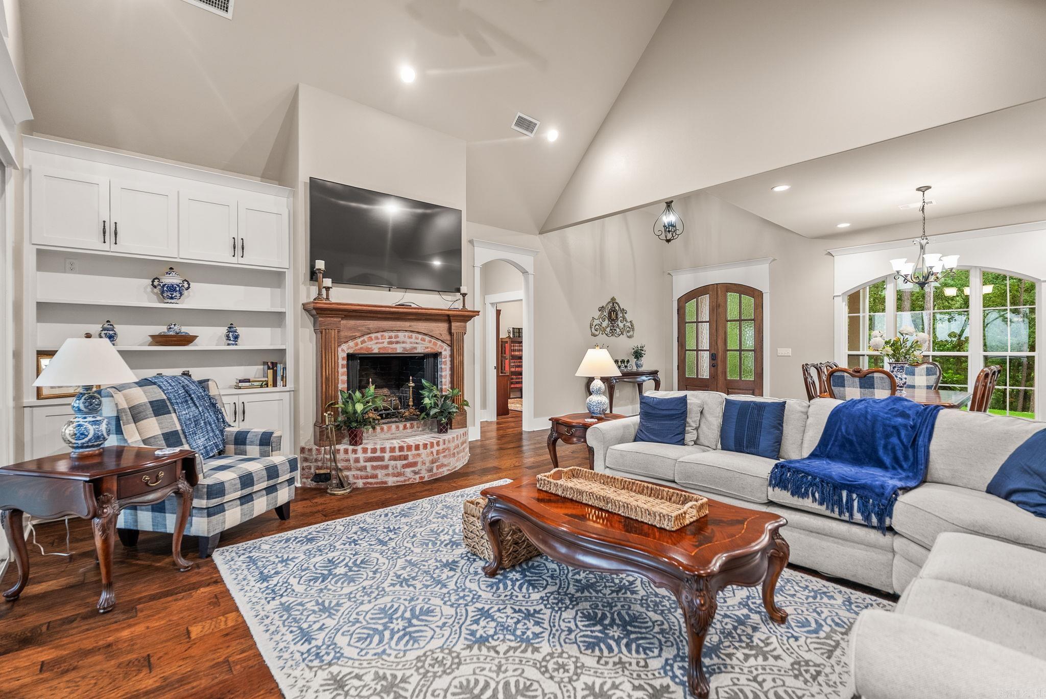 120 Northview  Conway, AR