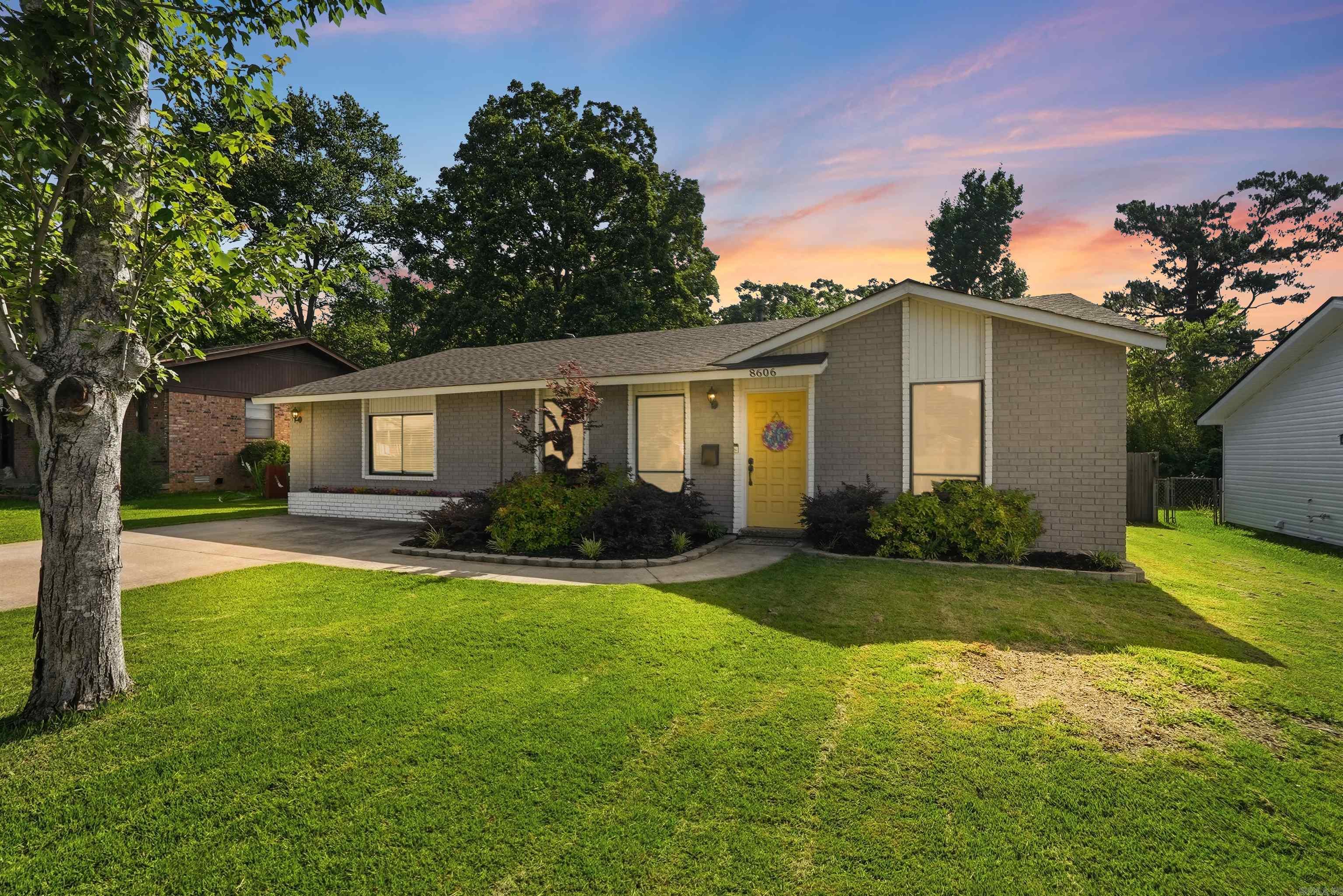 8606 Northgate drive  Sherwood, AR