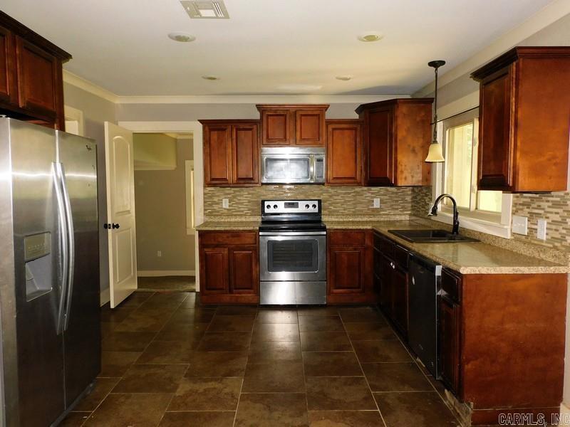 302 W SECOND  Poyen, AR
