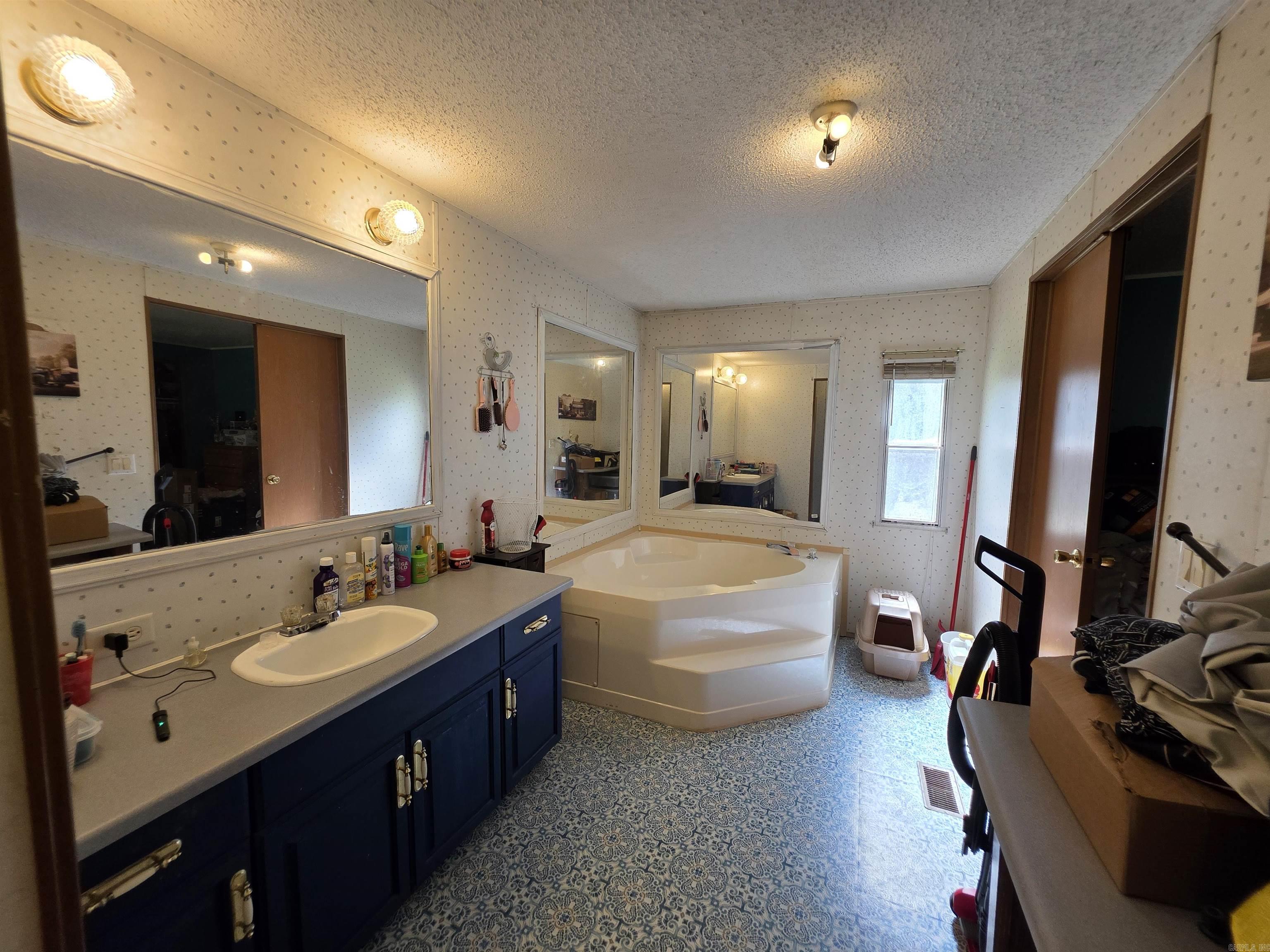 677 Polk 194  Mena, AR