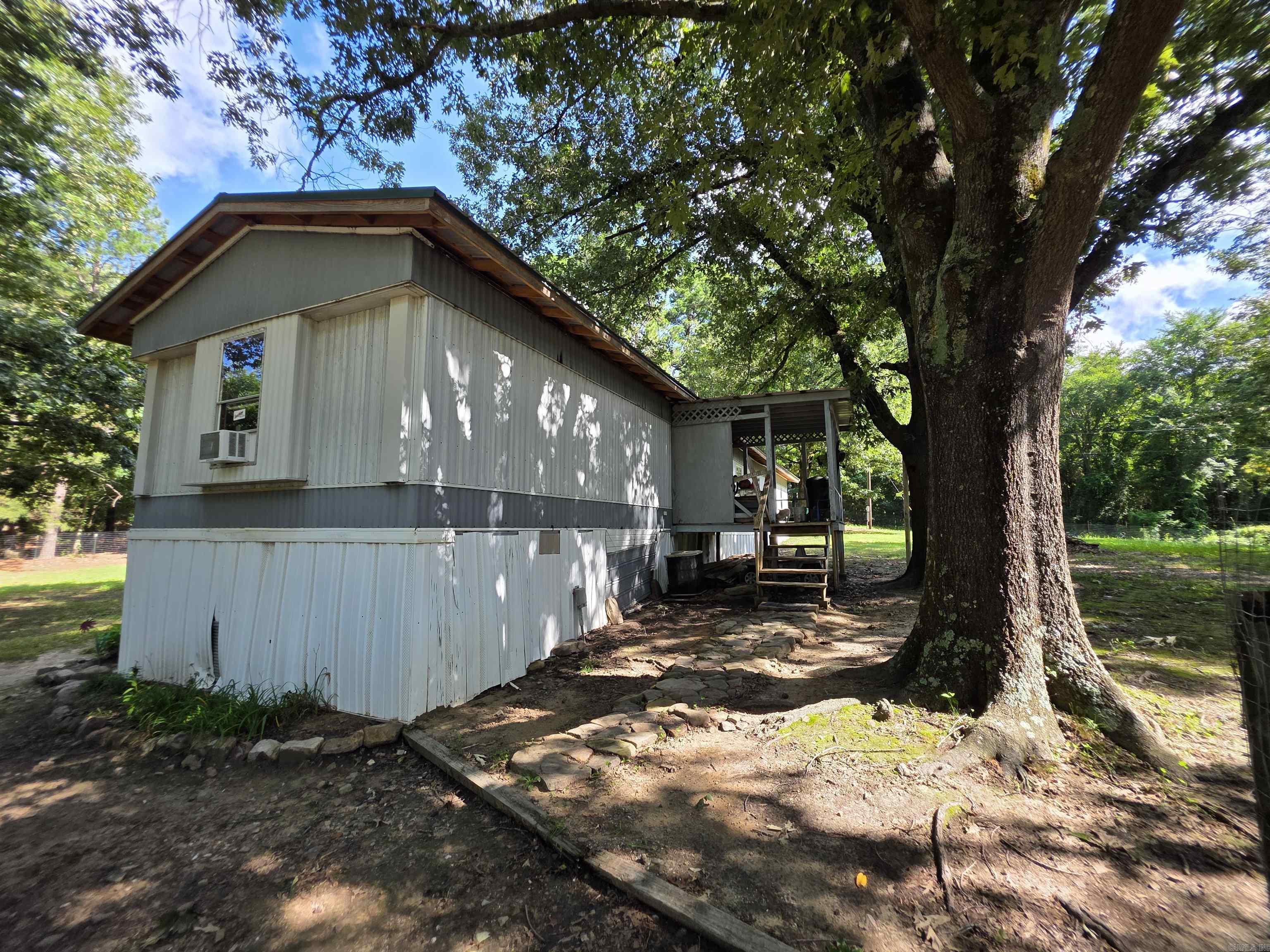 677 Polk 194  Mena, AR