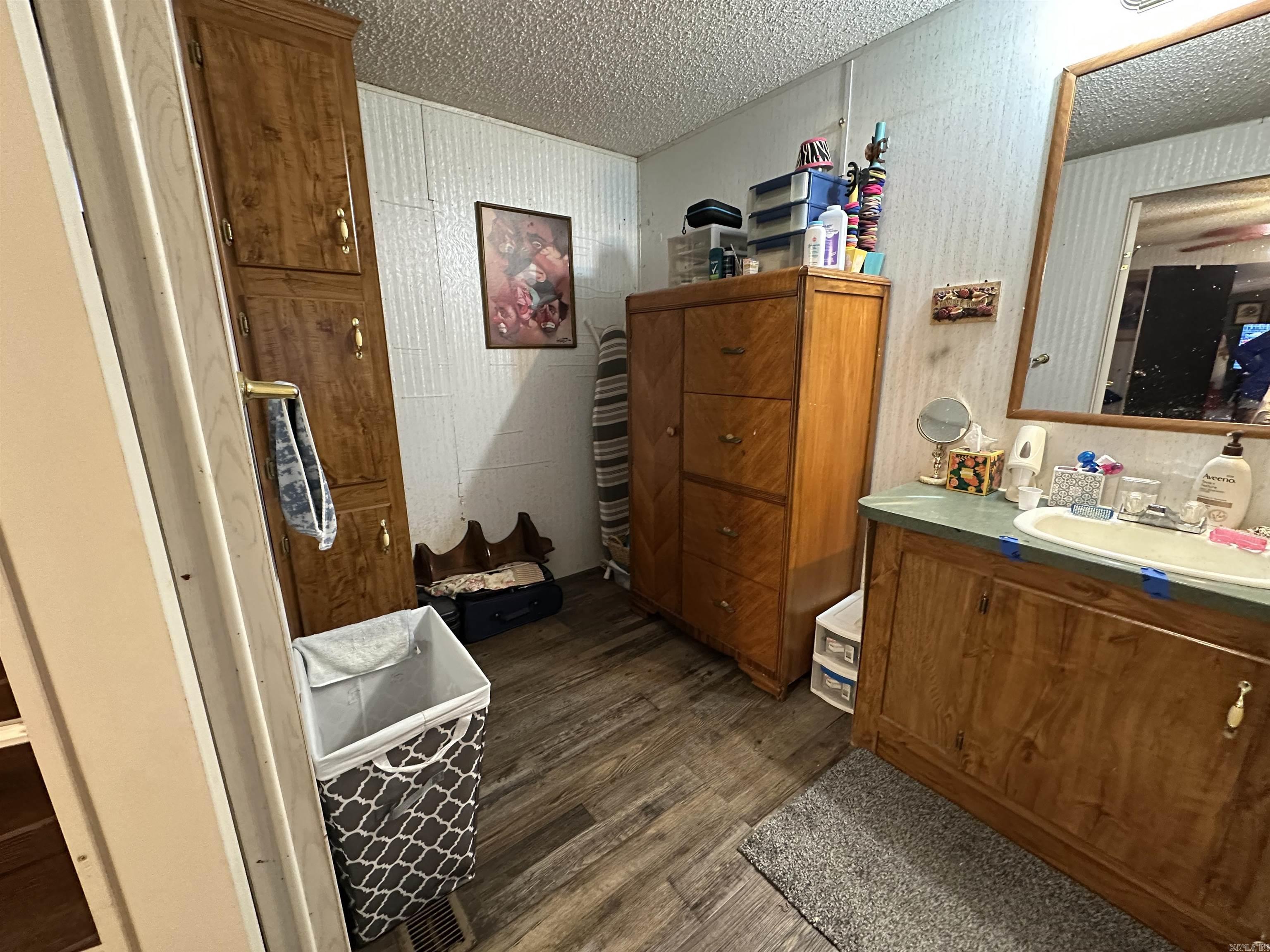 2662 MC 8050  Yellville, AR
