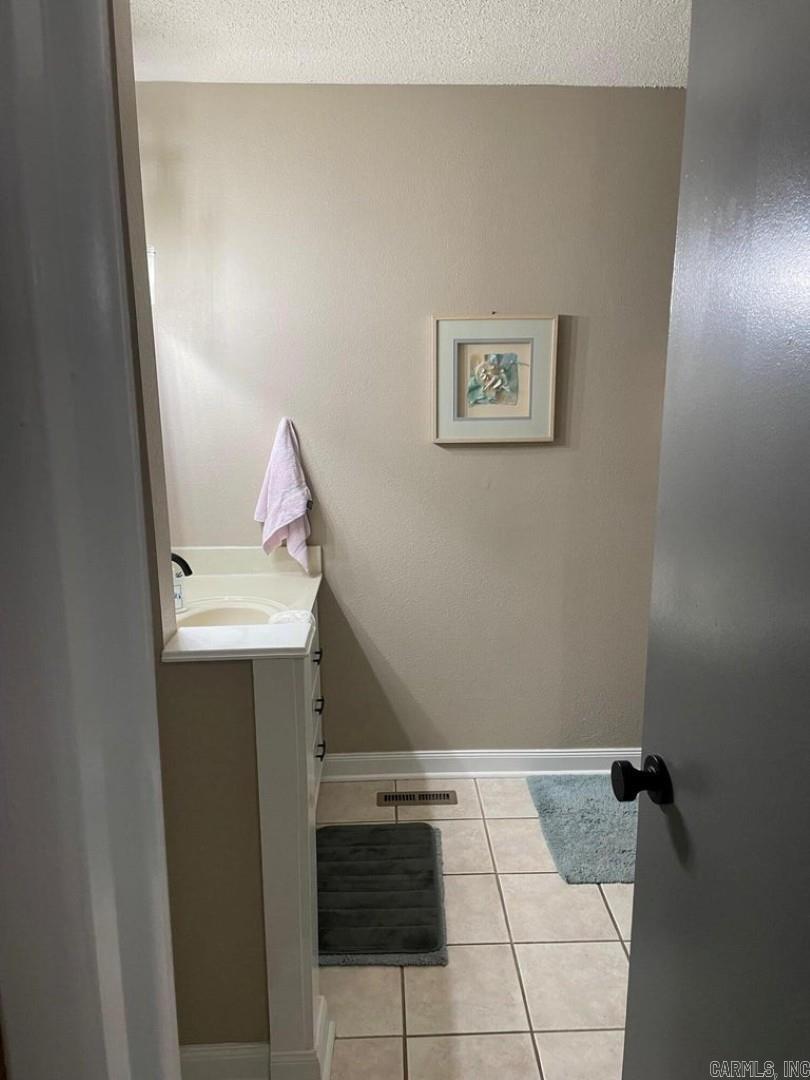 135 Hillview Unit 35  Fairfield Bay, AR