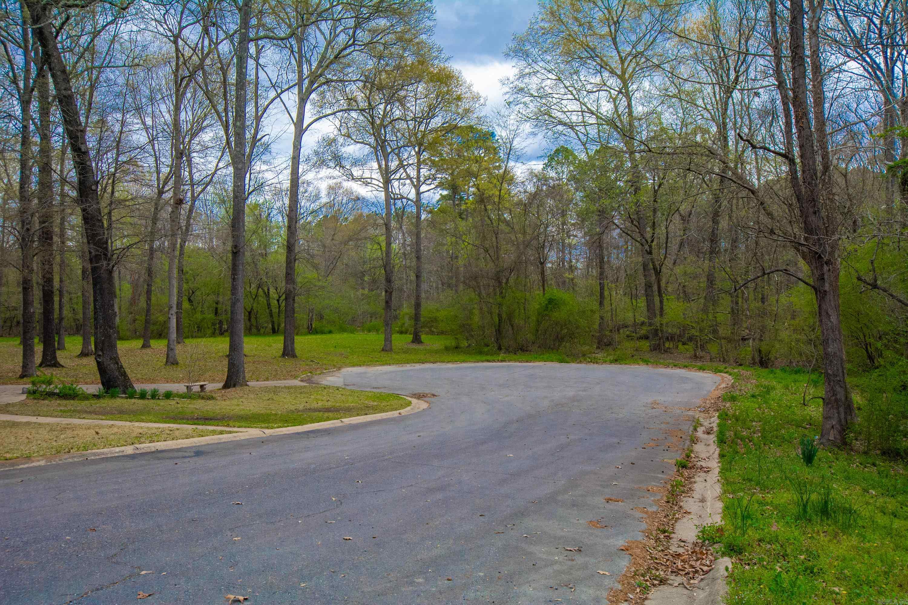 8 Parkview Drive  Bryant, AR