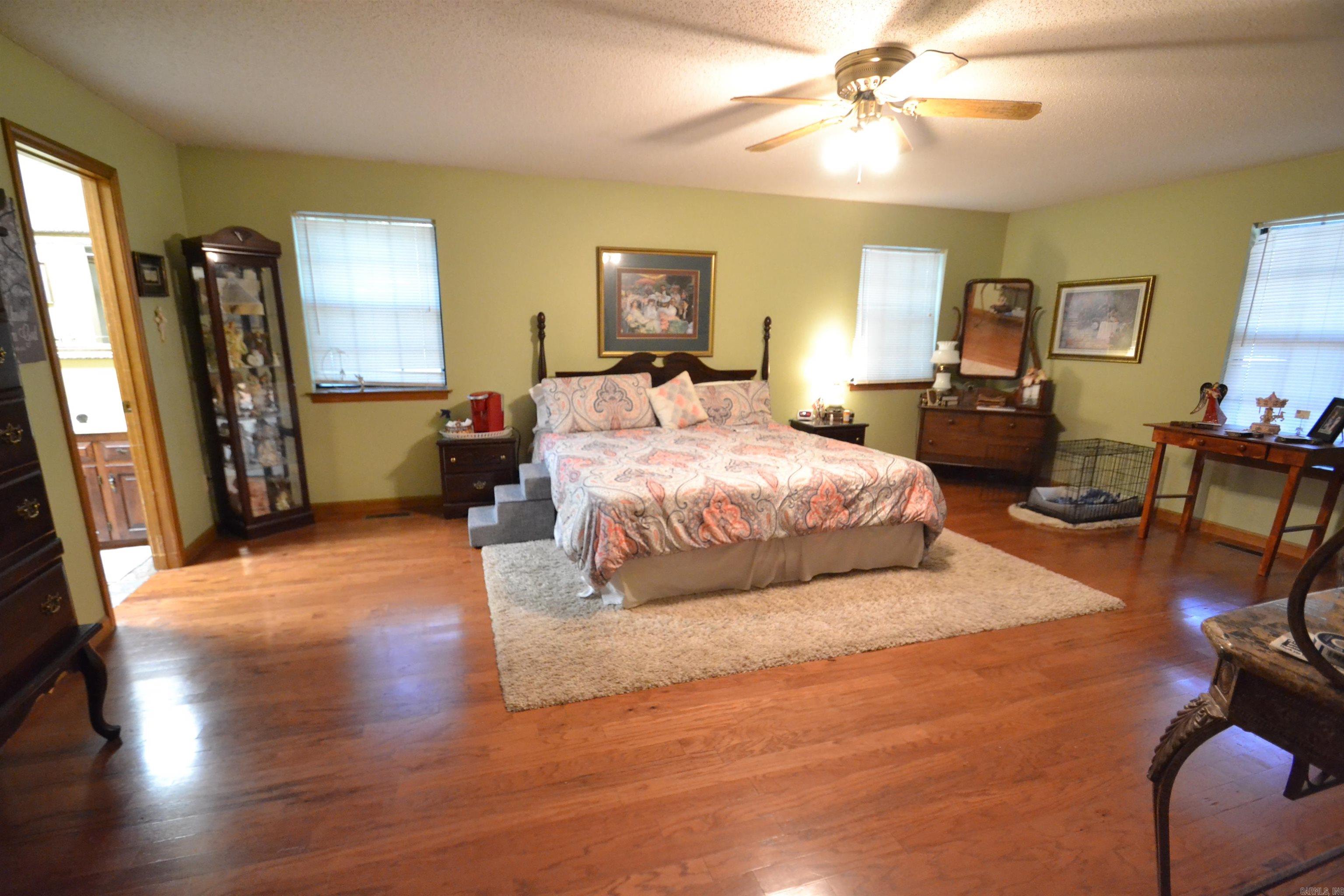8 Parkview Drive  Bryant, AR
