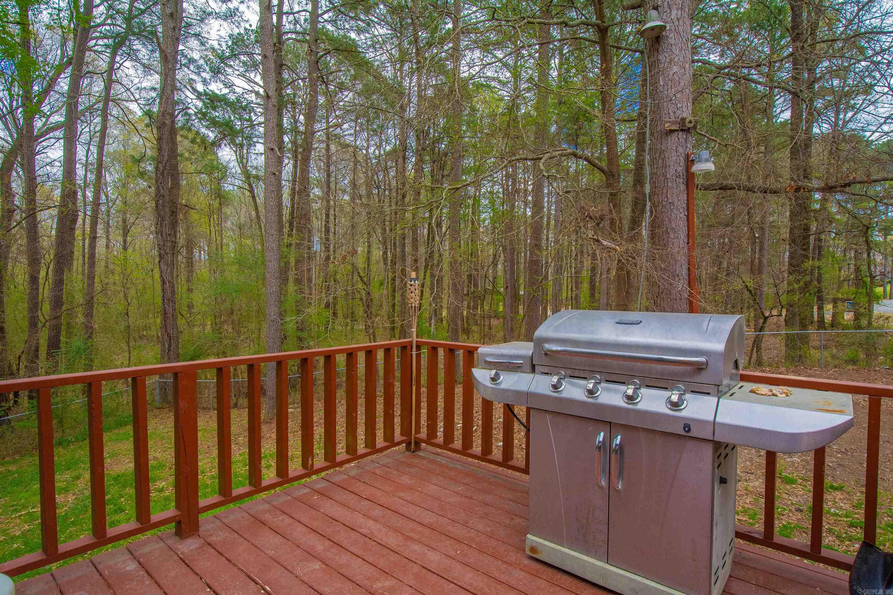 8 Parkview Drive  Bryant, AR