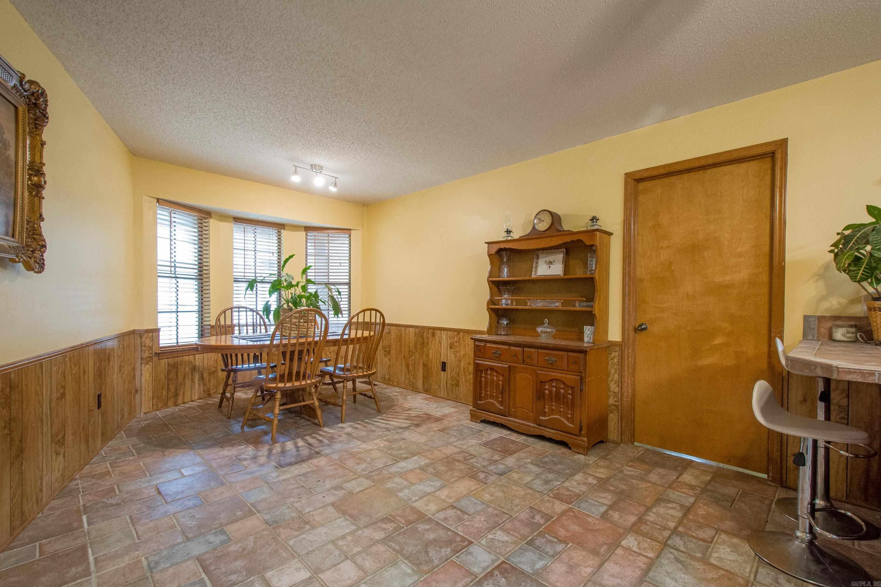 8 Parkview Drive  Bryant, AR
