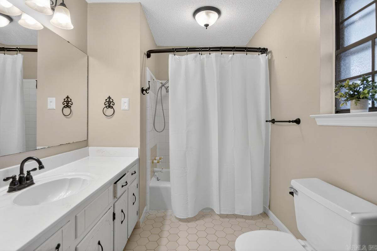 334 Alanbrook  Sherwood, AR