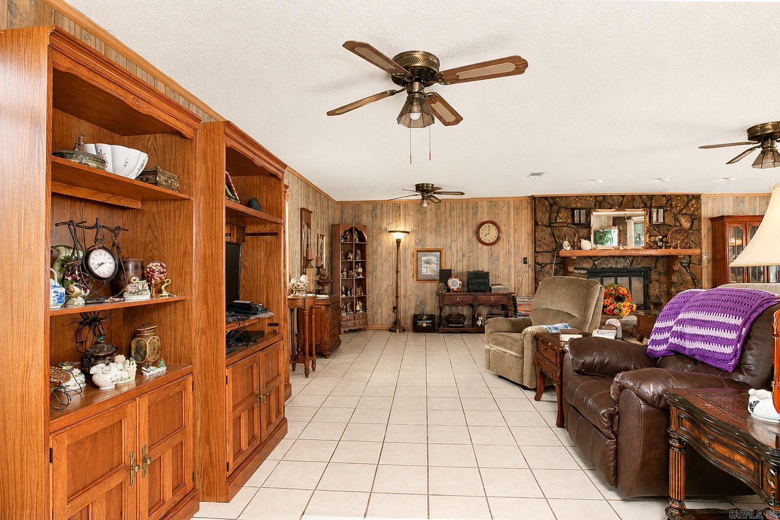 9106 E Swan Lake RD  Altheimer, AR