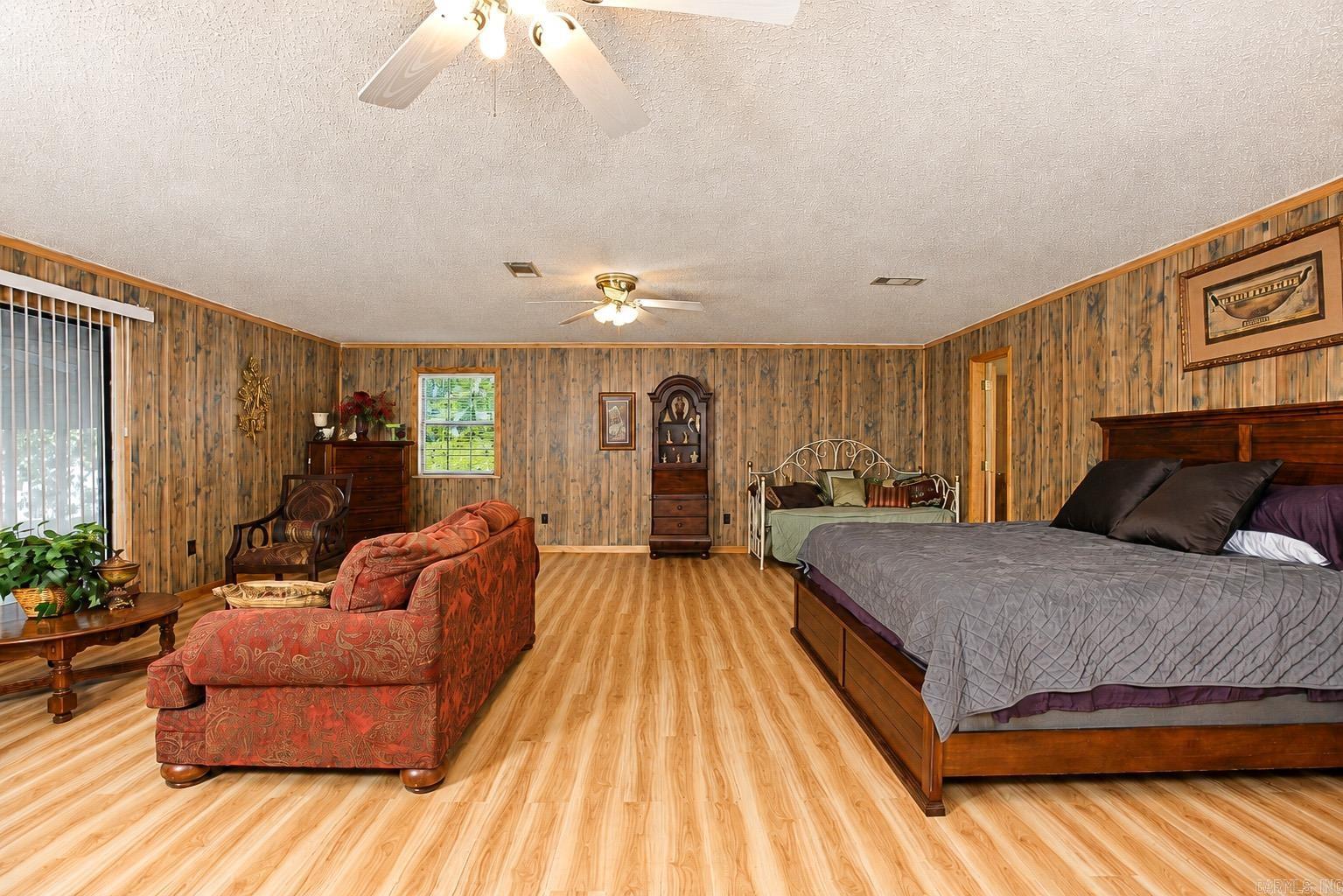 9106 E Swan Lake RD  Altheimer, AR