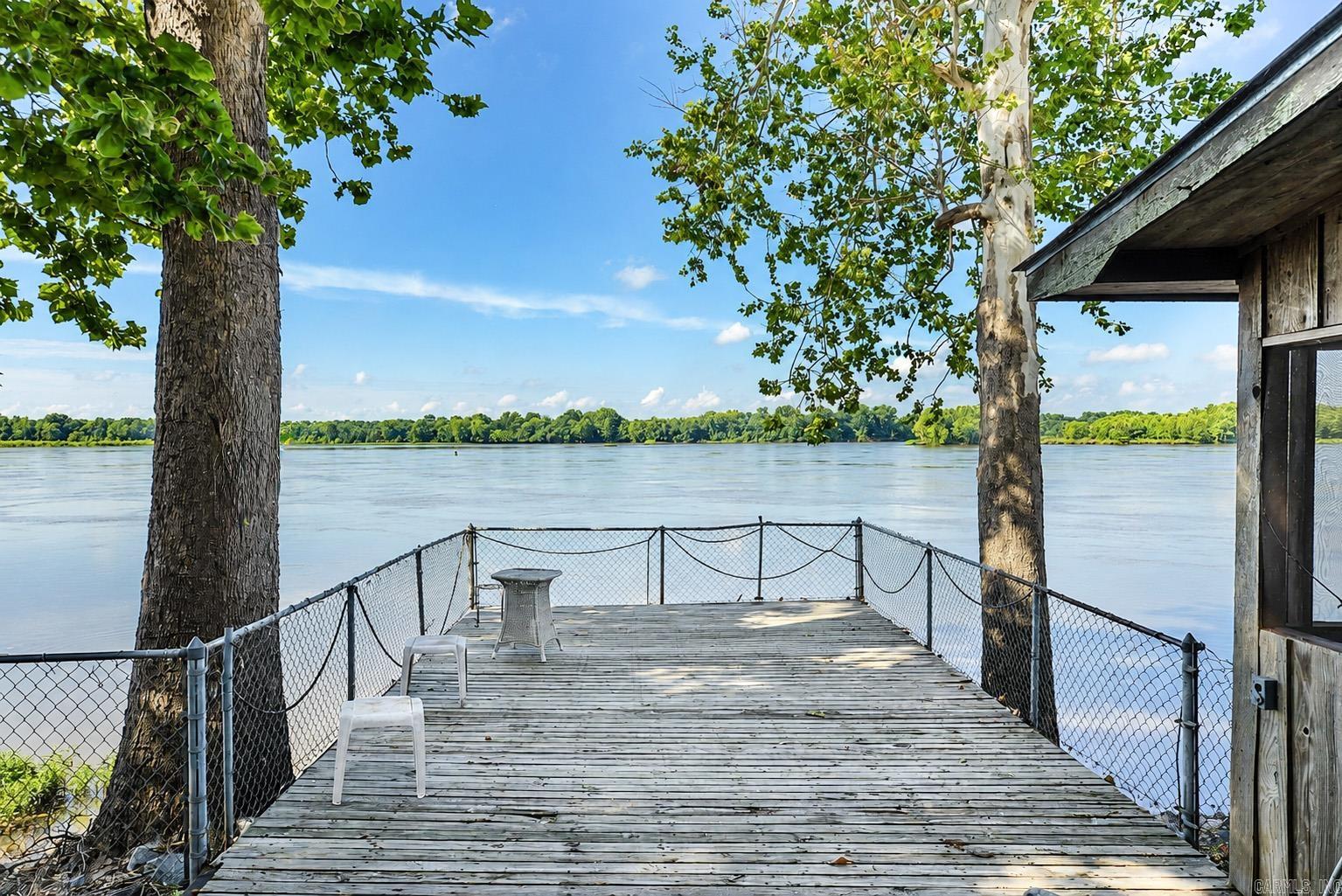9106 E Swan Lake RD  Altheimer, AR