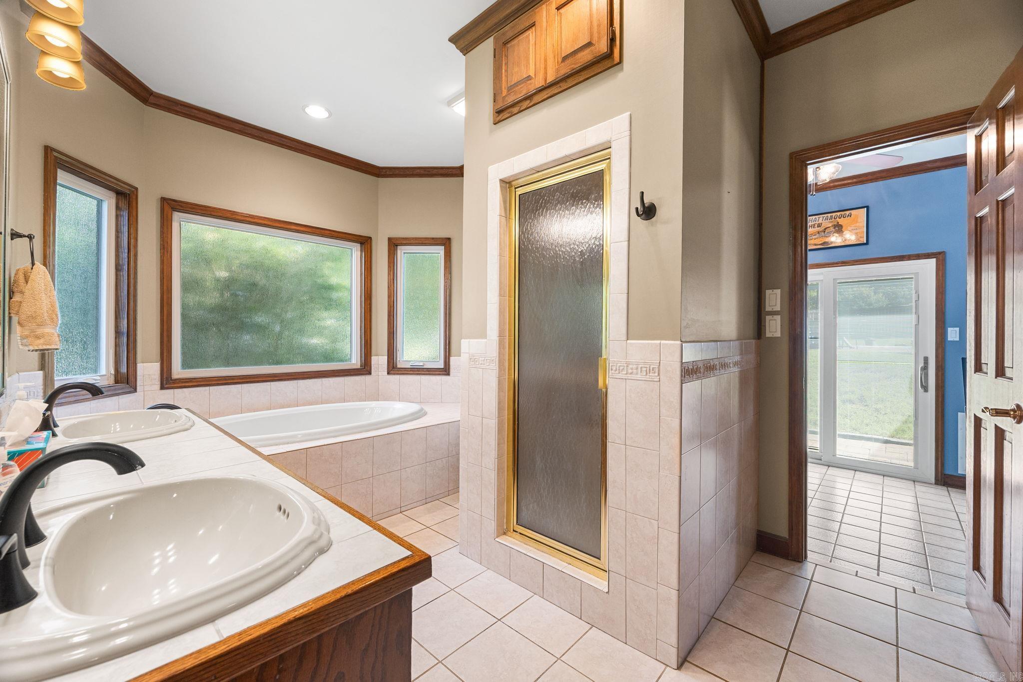 5 Breezewood Cove  Maumelle, AR