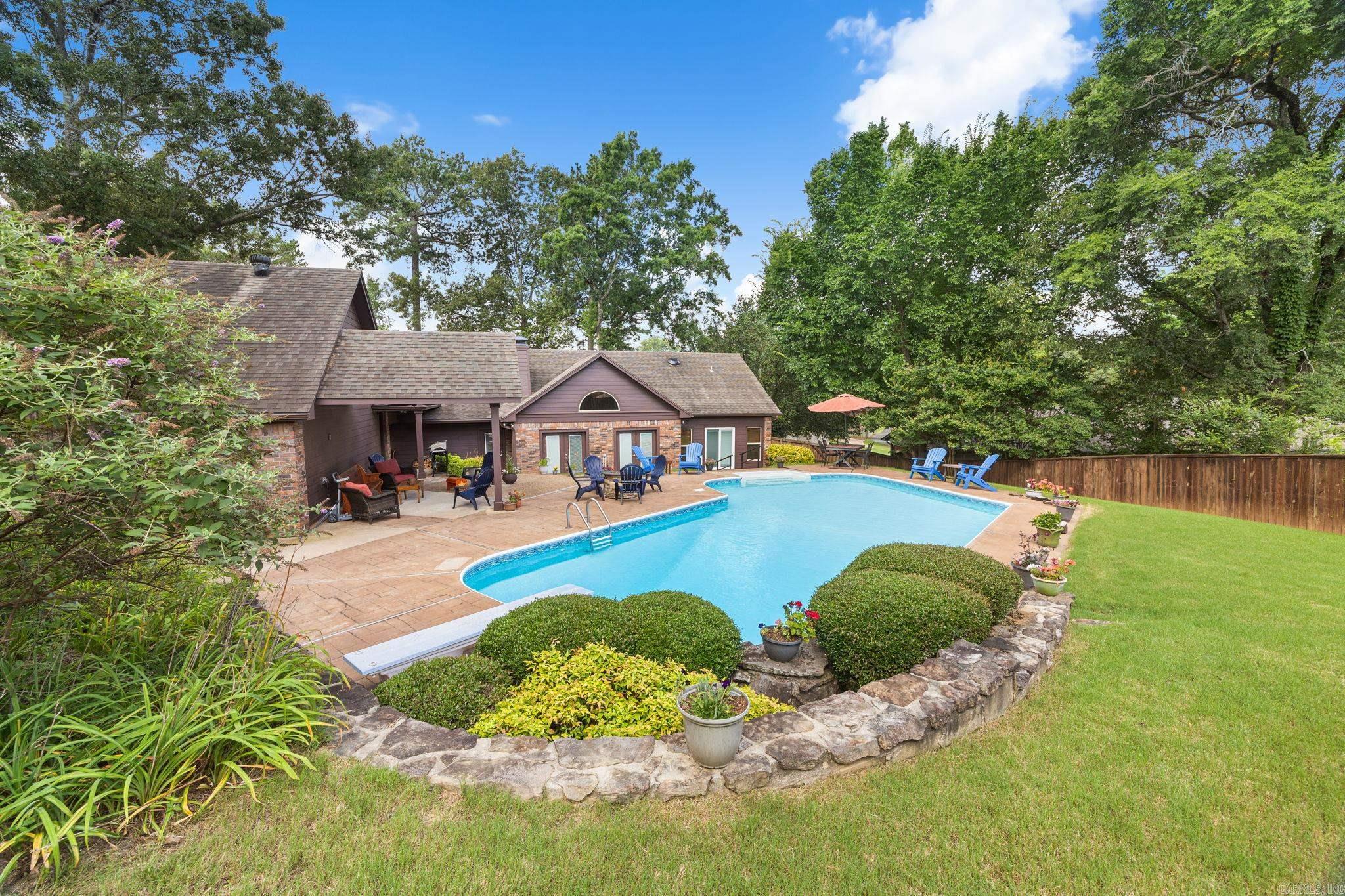 5 Breezewood Cove  Maumelle, AR