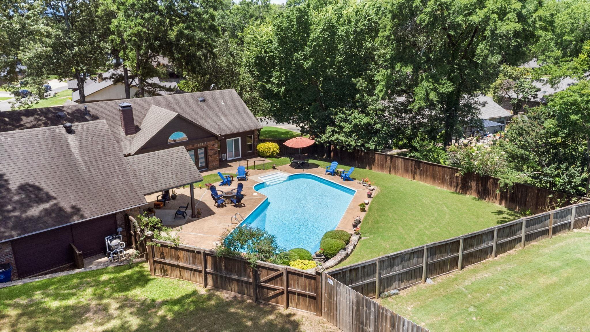 5 Breezewood Cove  Maumelle, AR
