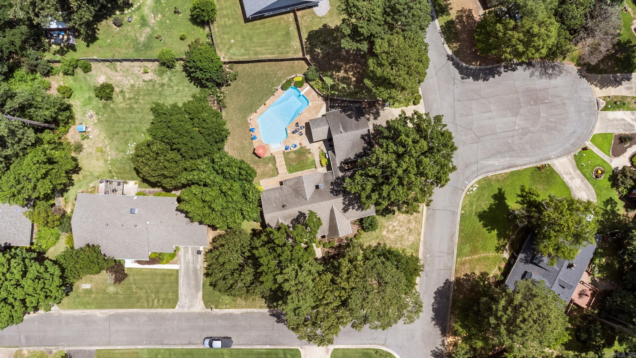 5 Breezewood Cove  Maumelle, AR