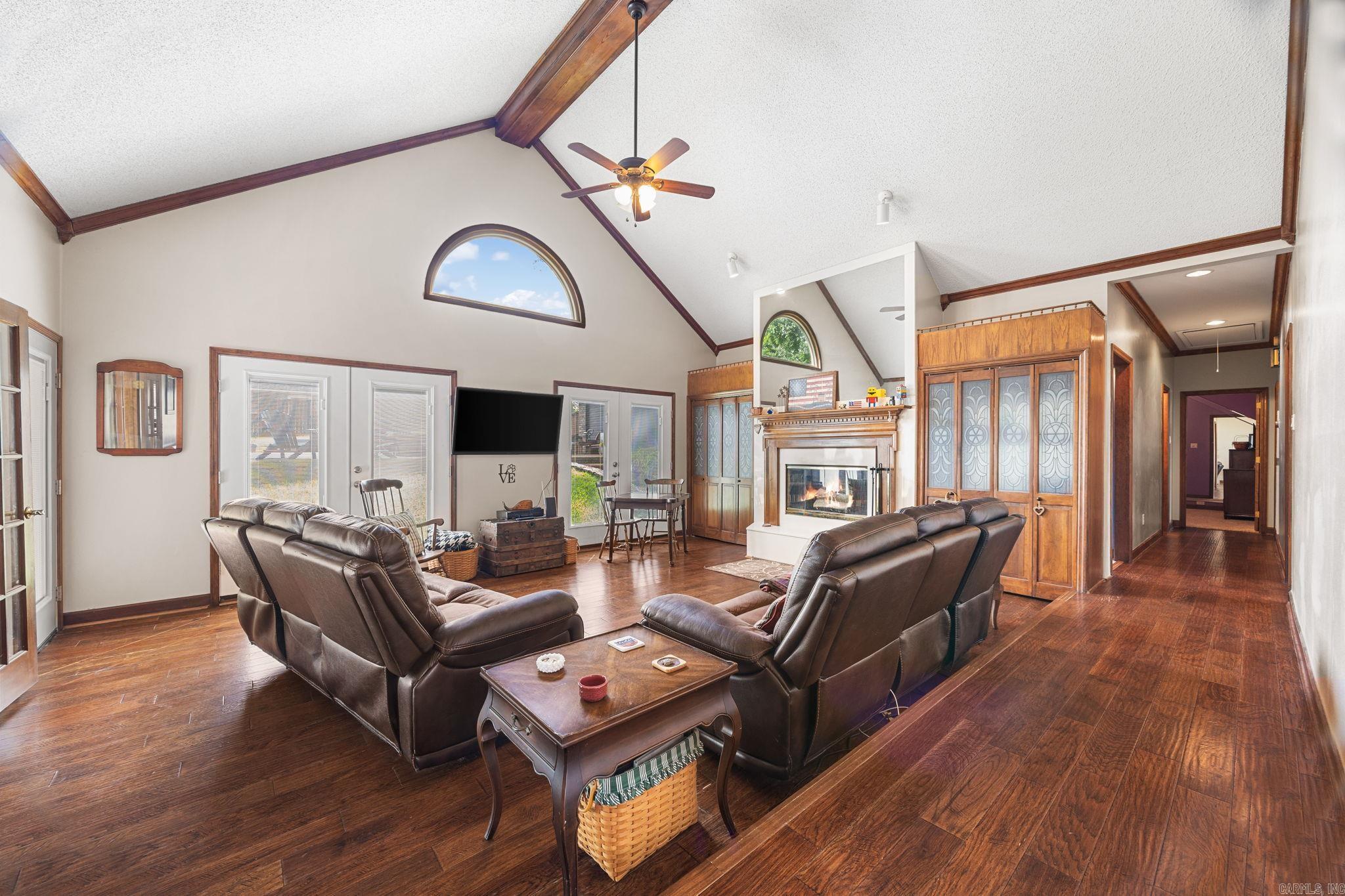 5 Breezewood Cove  Maumelle, AR