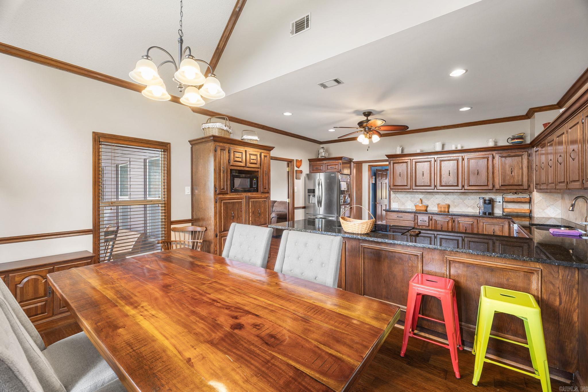 5 Breezewood Cove  Maumelle, AR