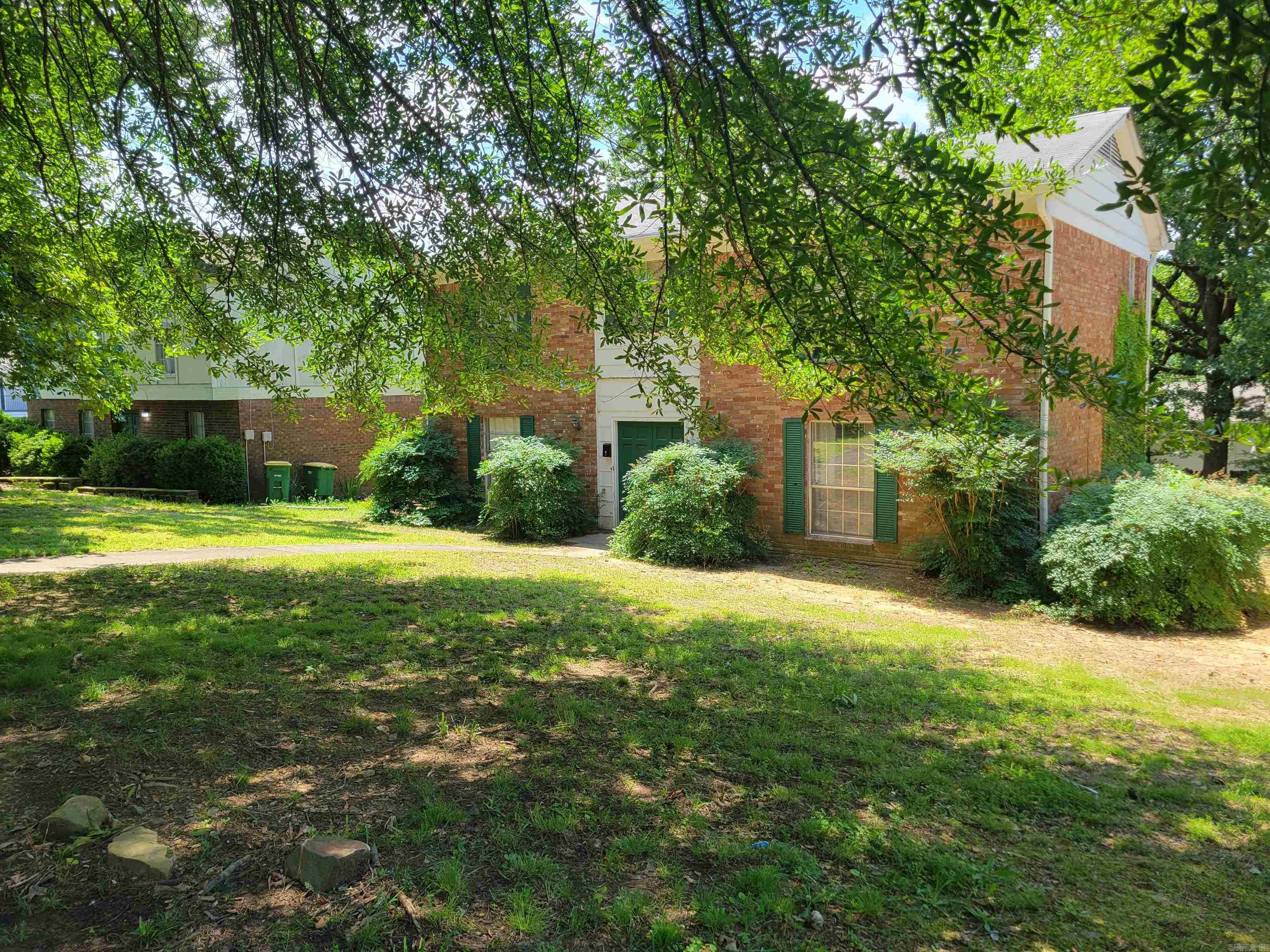 1906 Brownwood  Little Rock, AR