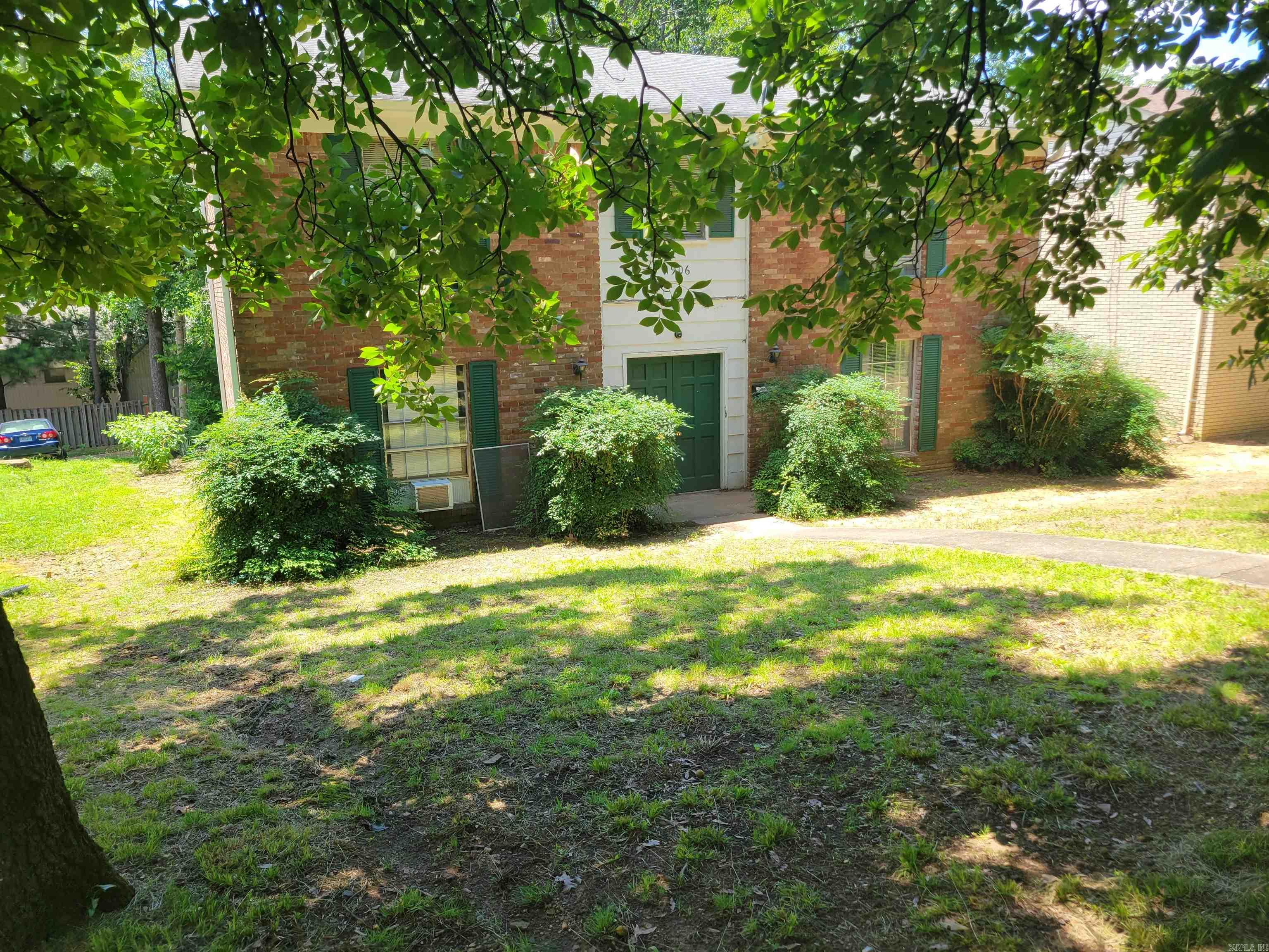 1906 Brownwood  Little Rock, AR