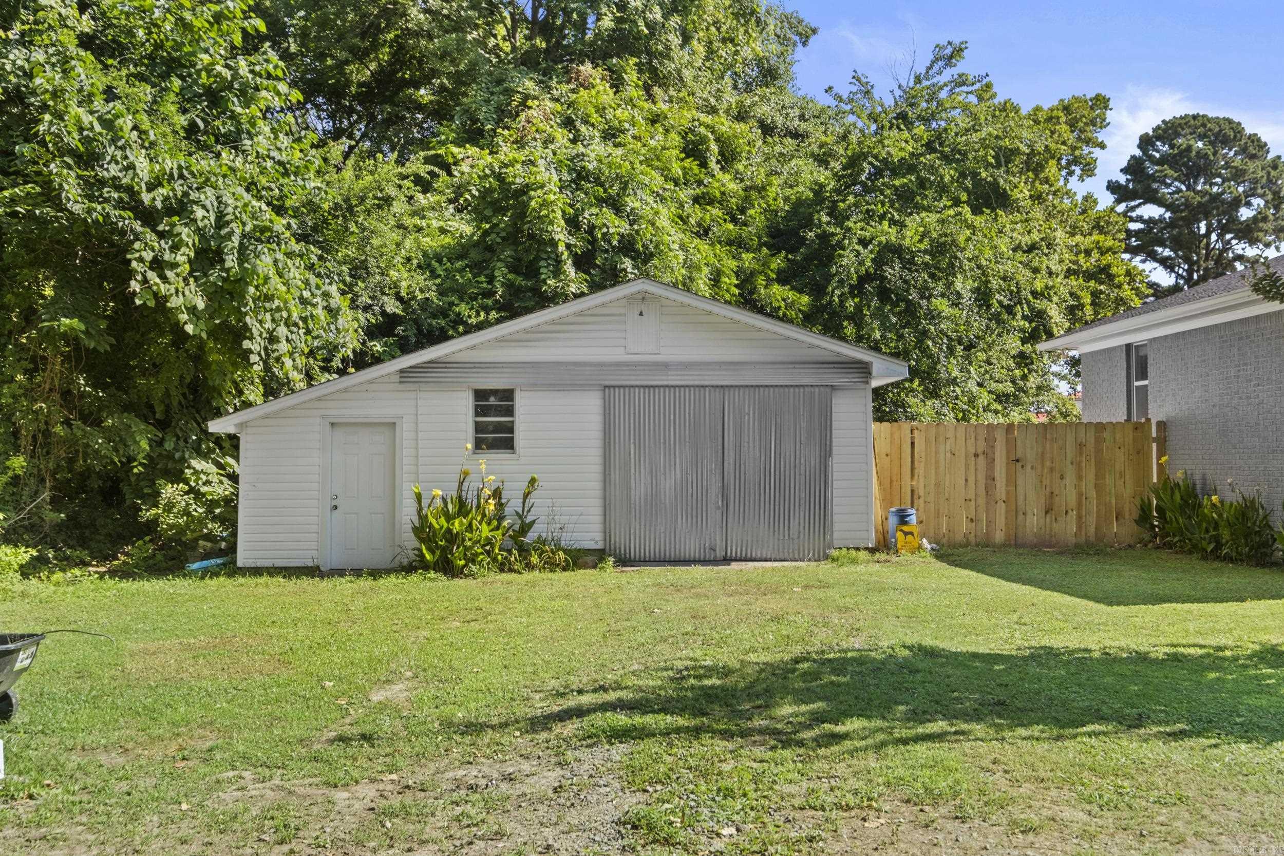108 N Linden  Cabot, AR