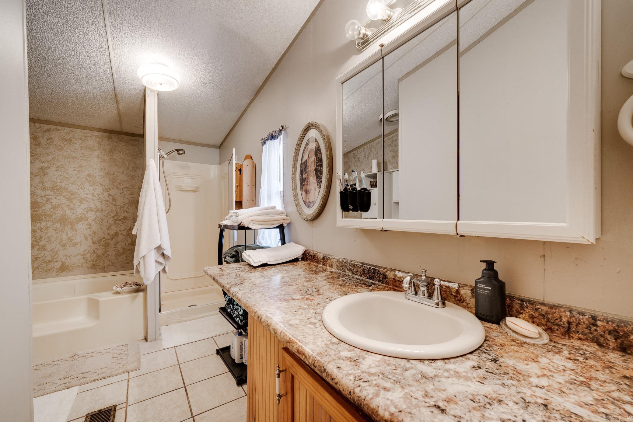 27 Norman Ln  Conway, AR