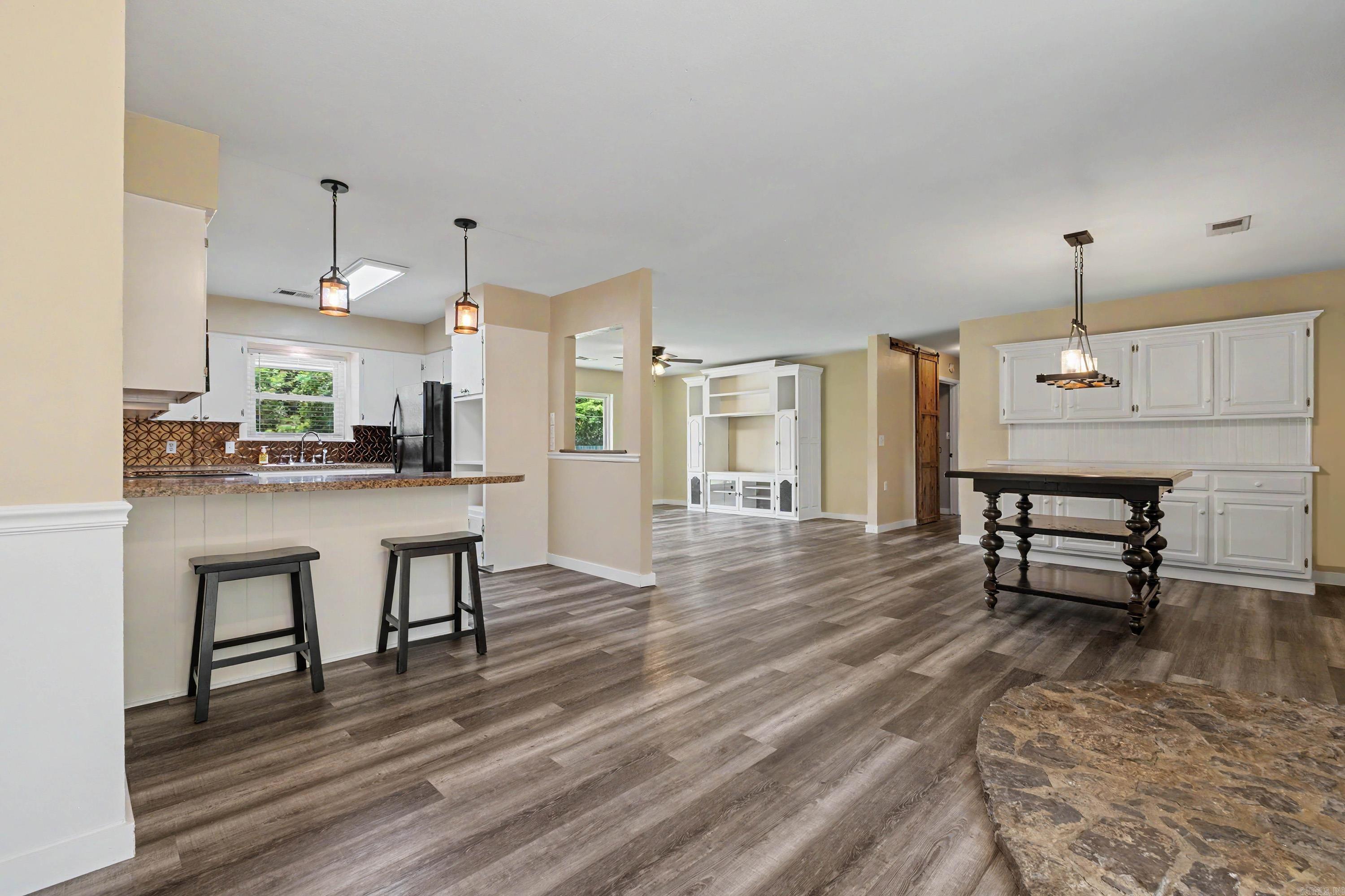 48 E Main  Greenbrier, AR