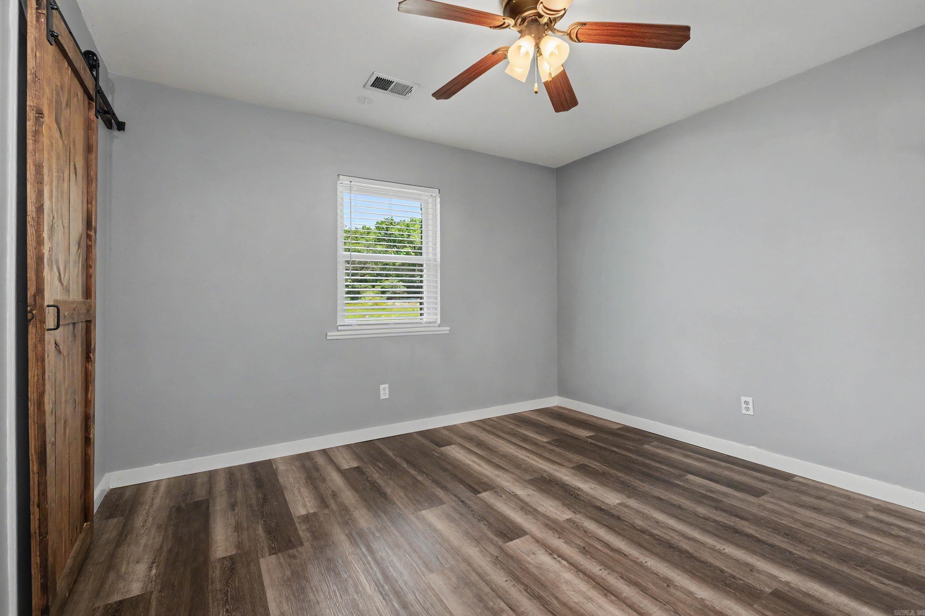 48 E Main  Greenbrier, AR