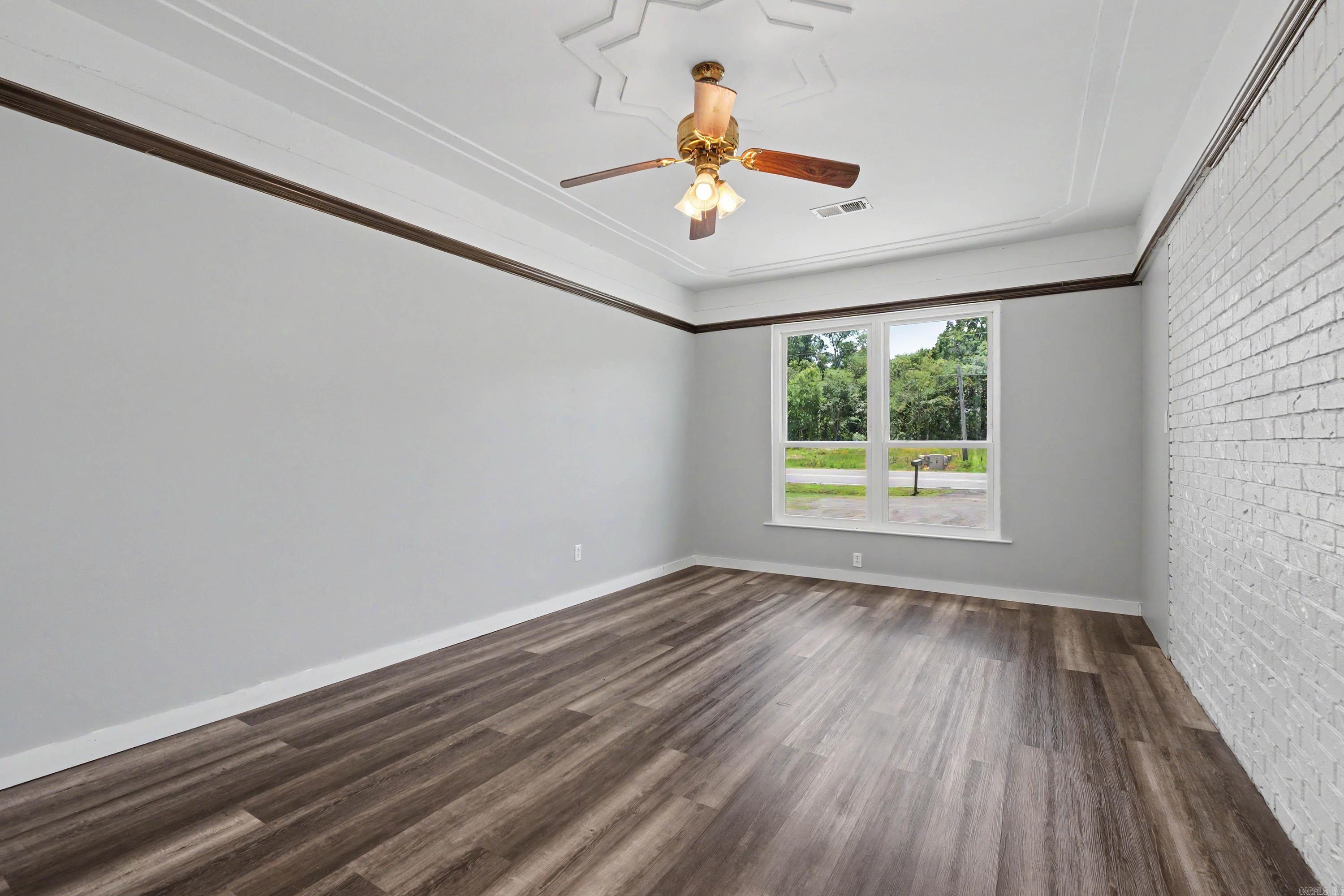 48 E Main  Greenbrier, AR