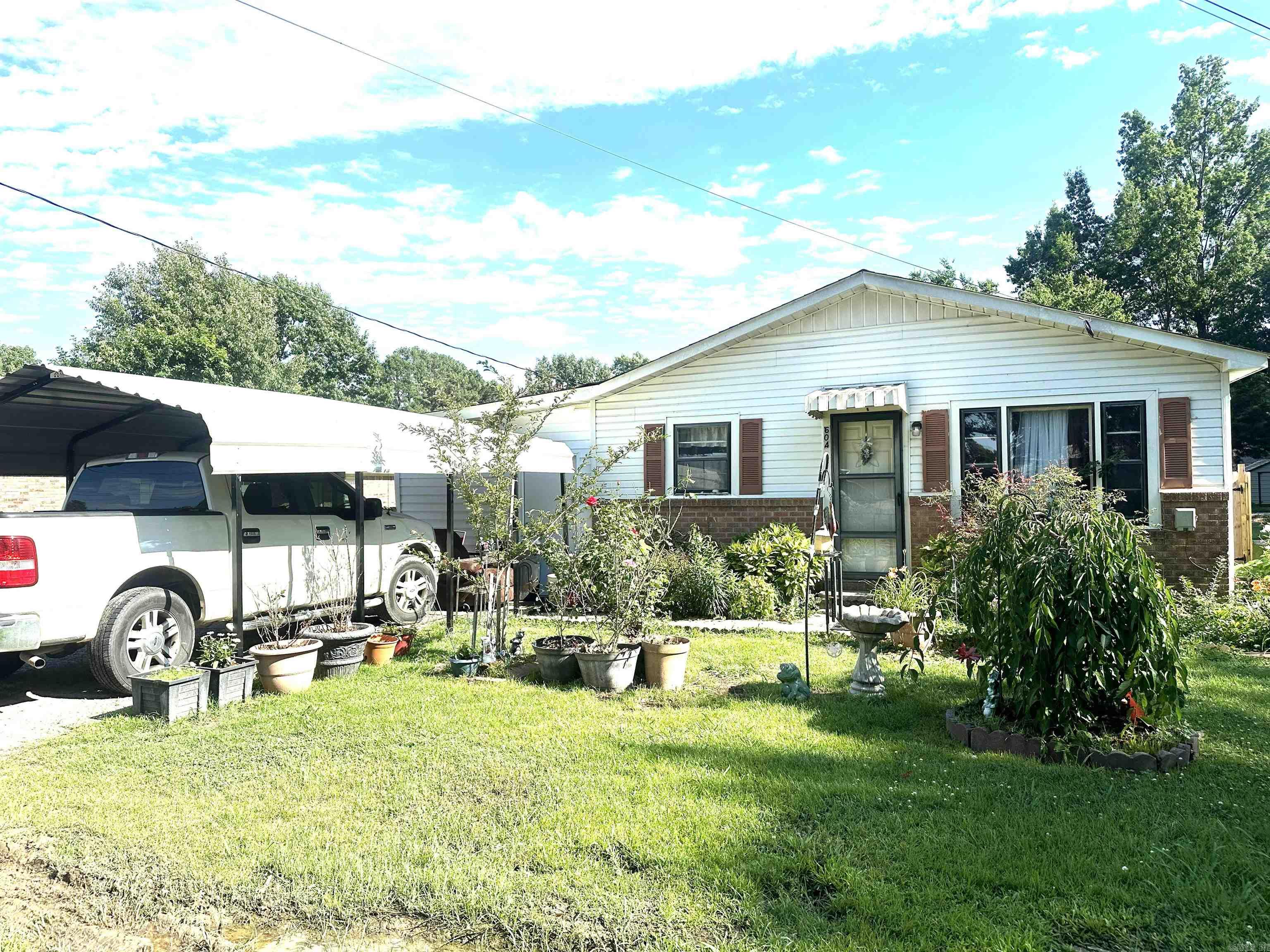 604 S Baldwin  Paragould, AR