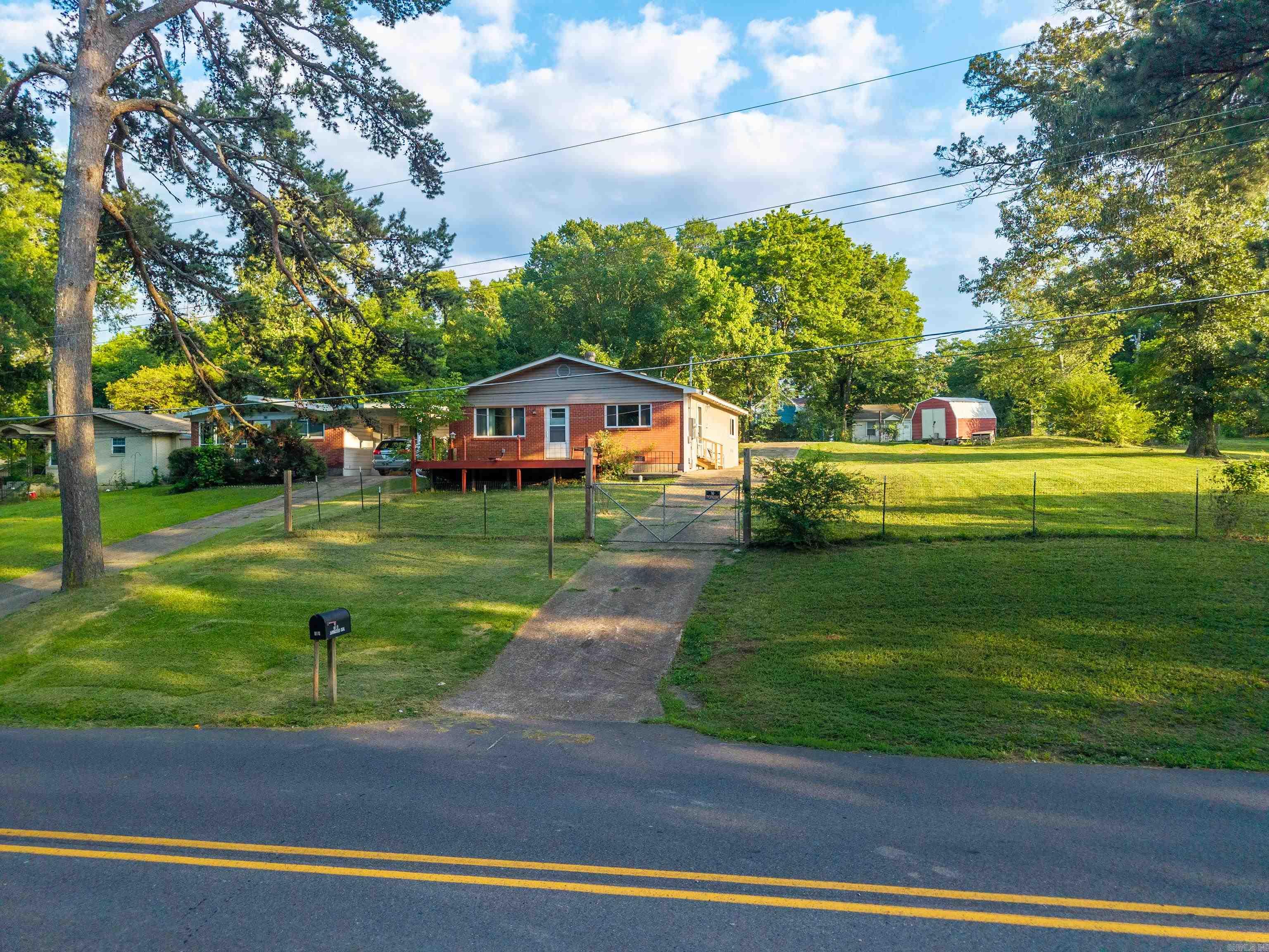 519 Hollywood  Hot Springs, AR