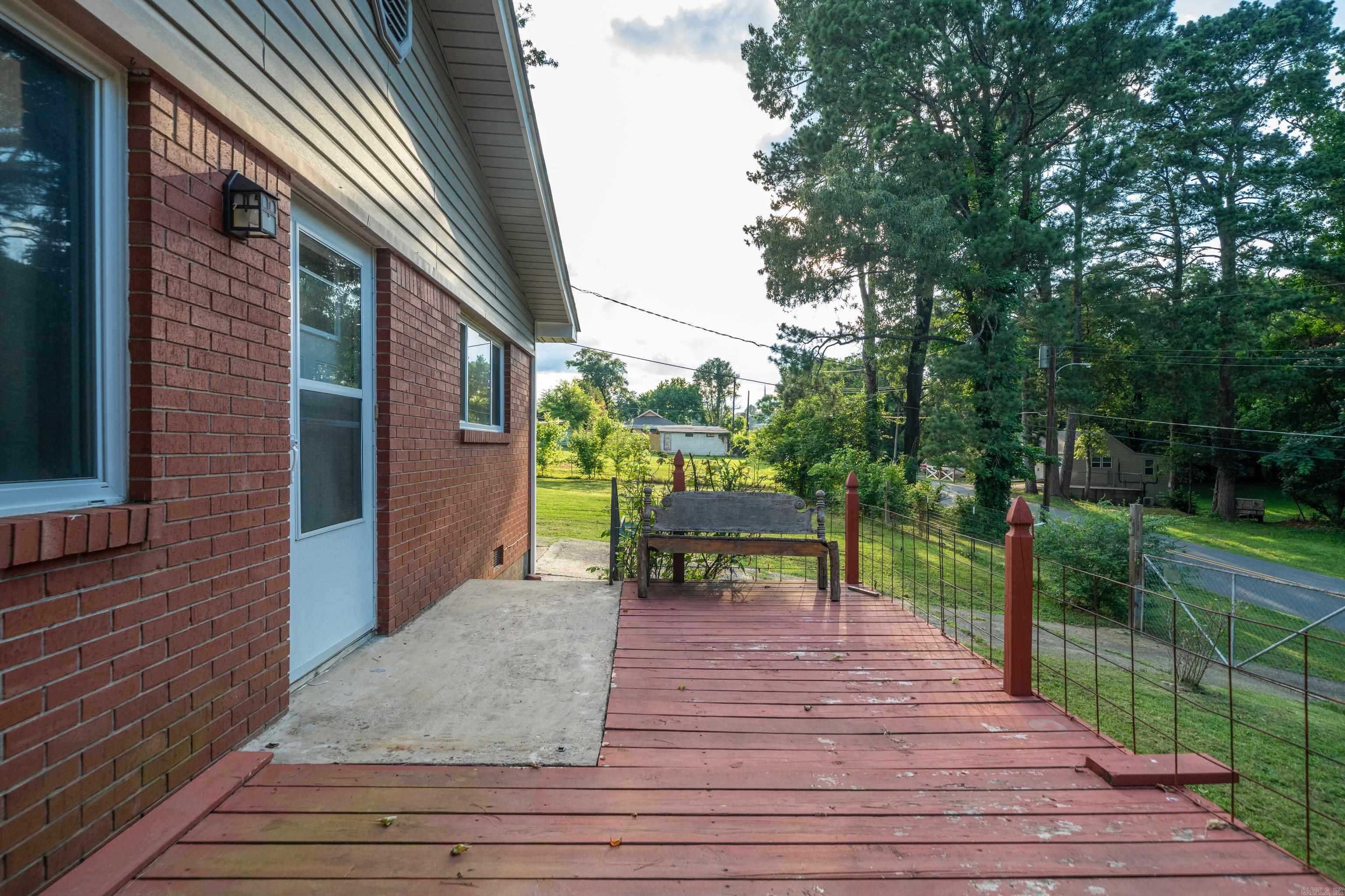 519 Hollywood  Hot Springs, AR