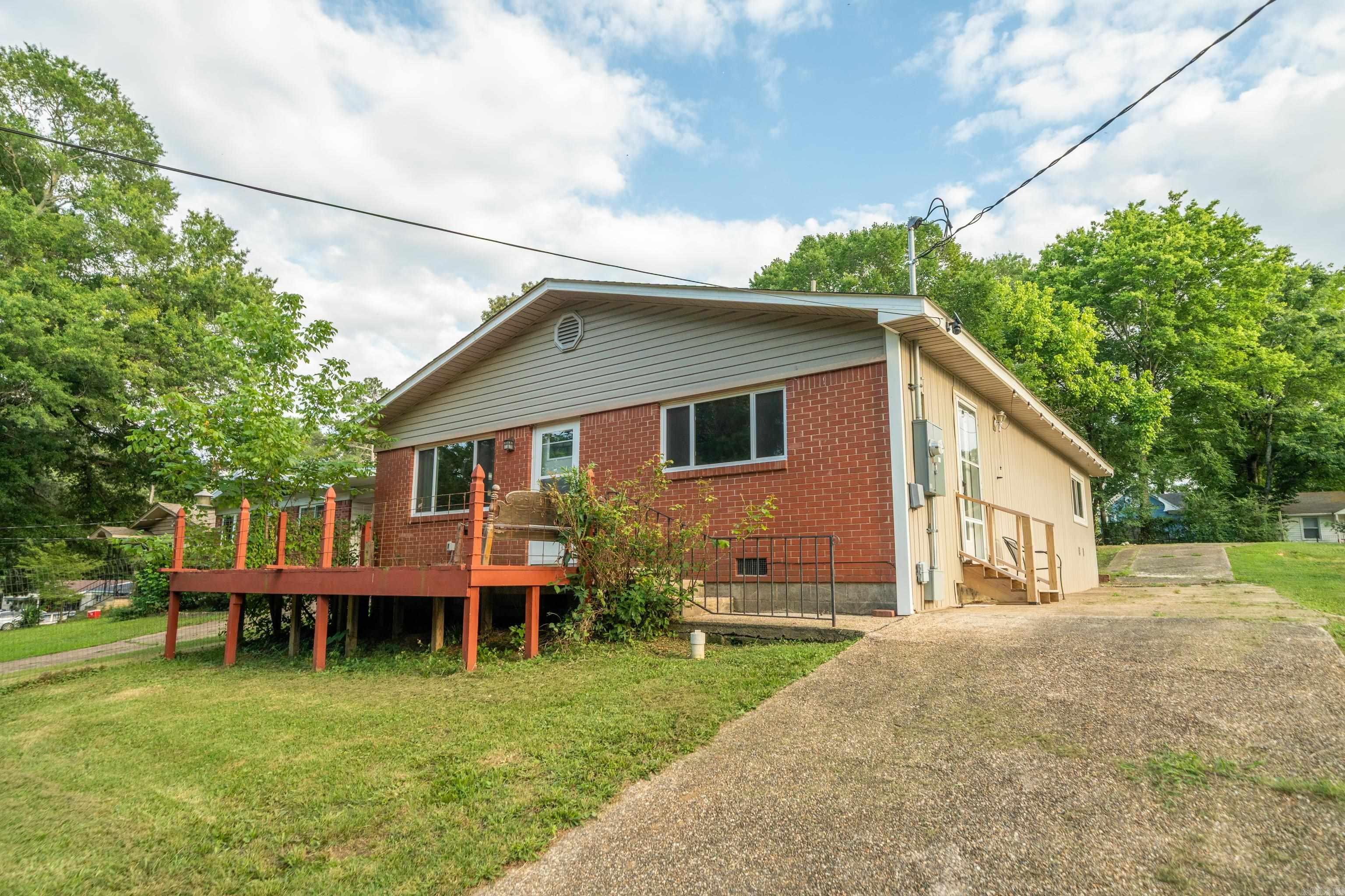 519 Hollywood  Hot Springs, AR