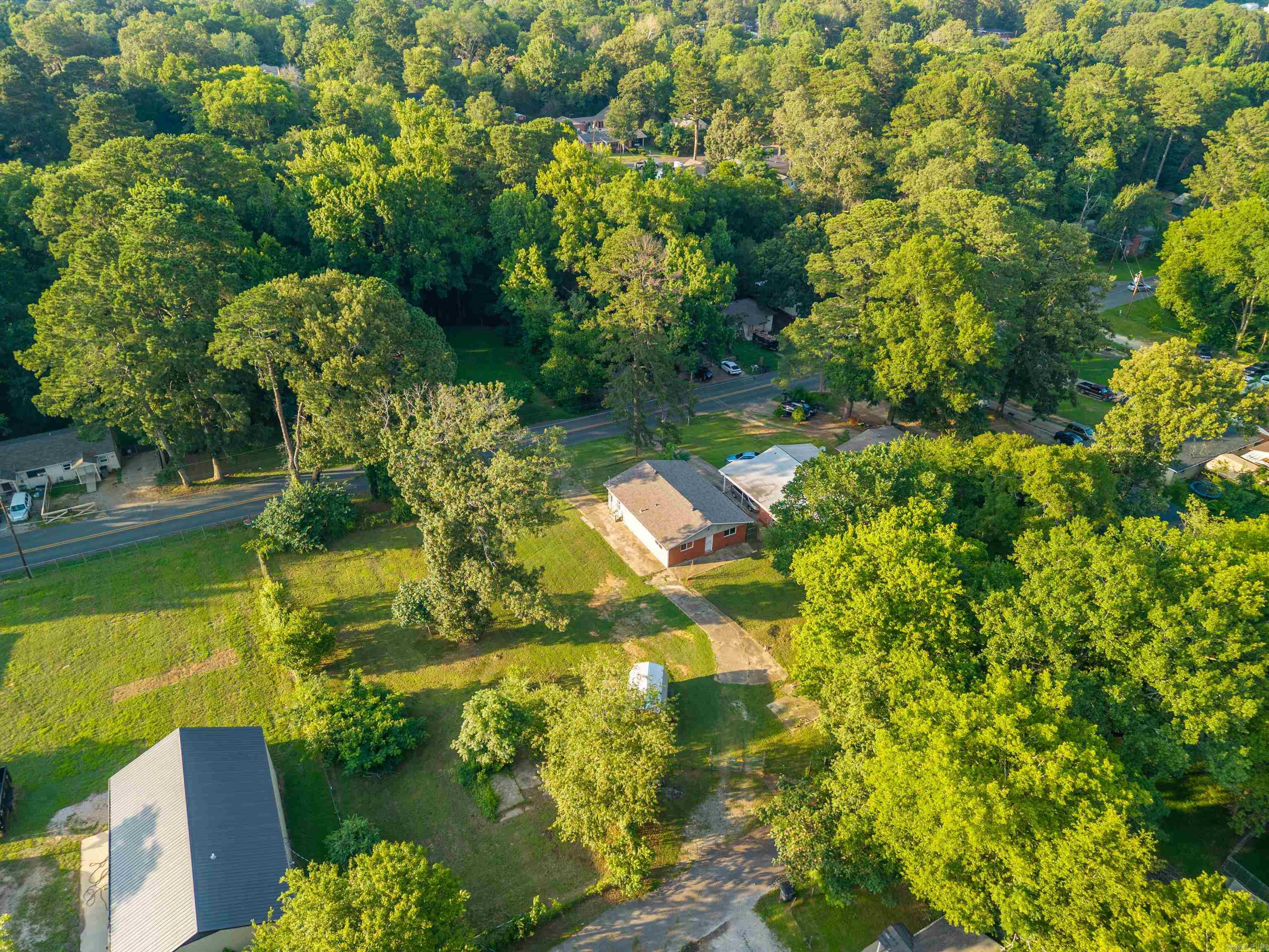 519 Hollywood  Hot Springs, AR