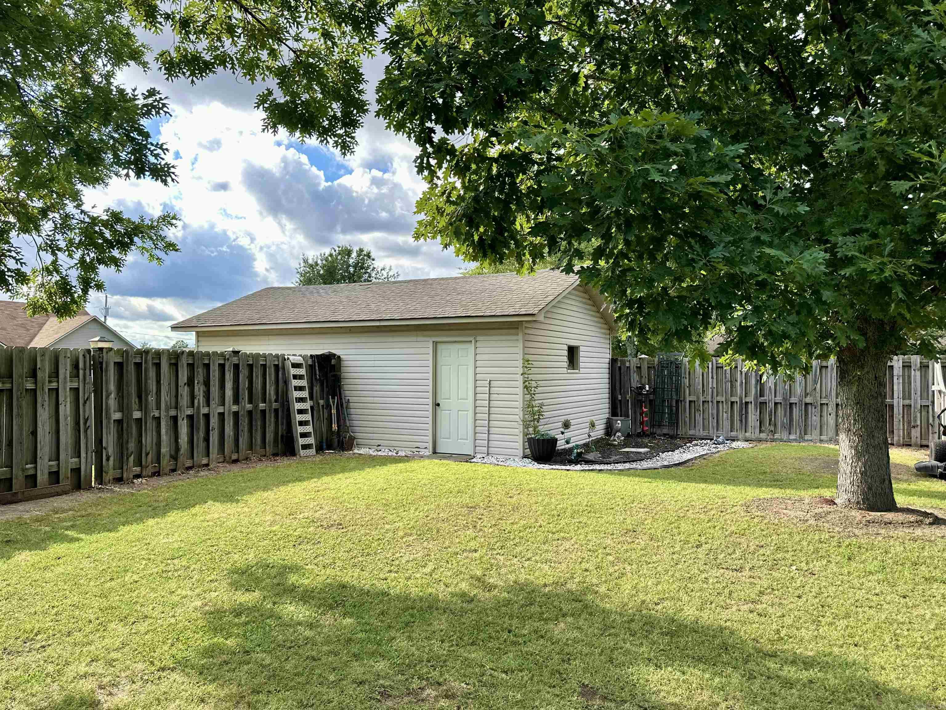 900 Amber  Manila, AR