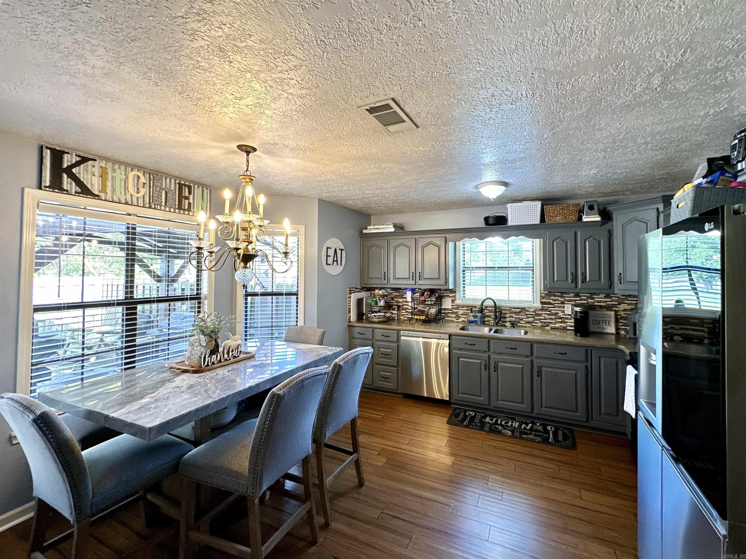 900 Amber  Manila, AR