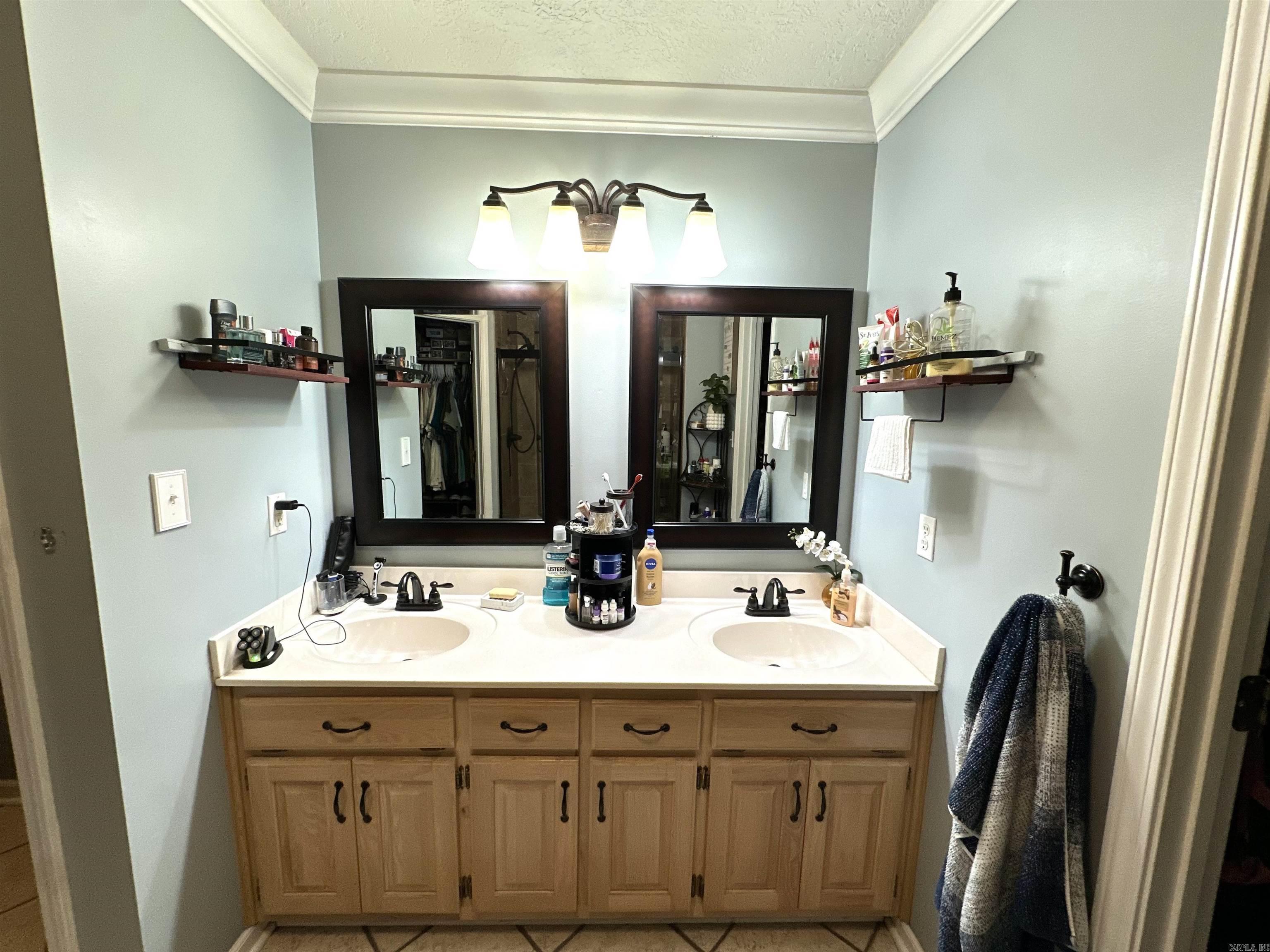900 Amber  Manila, AR