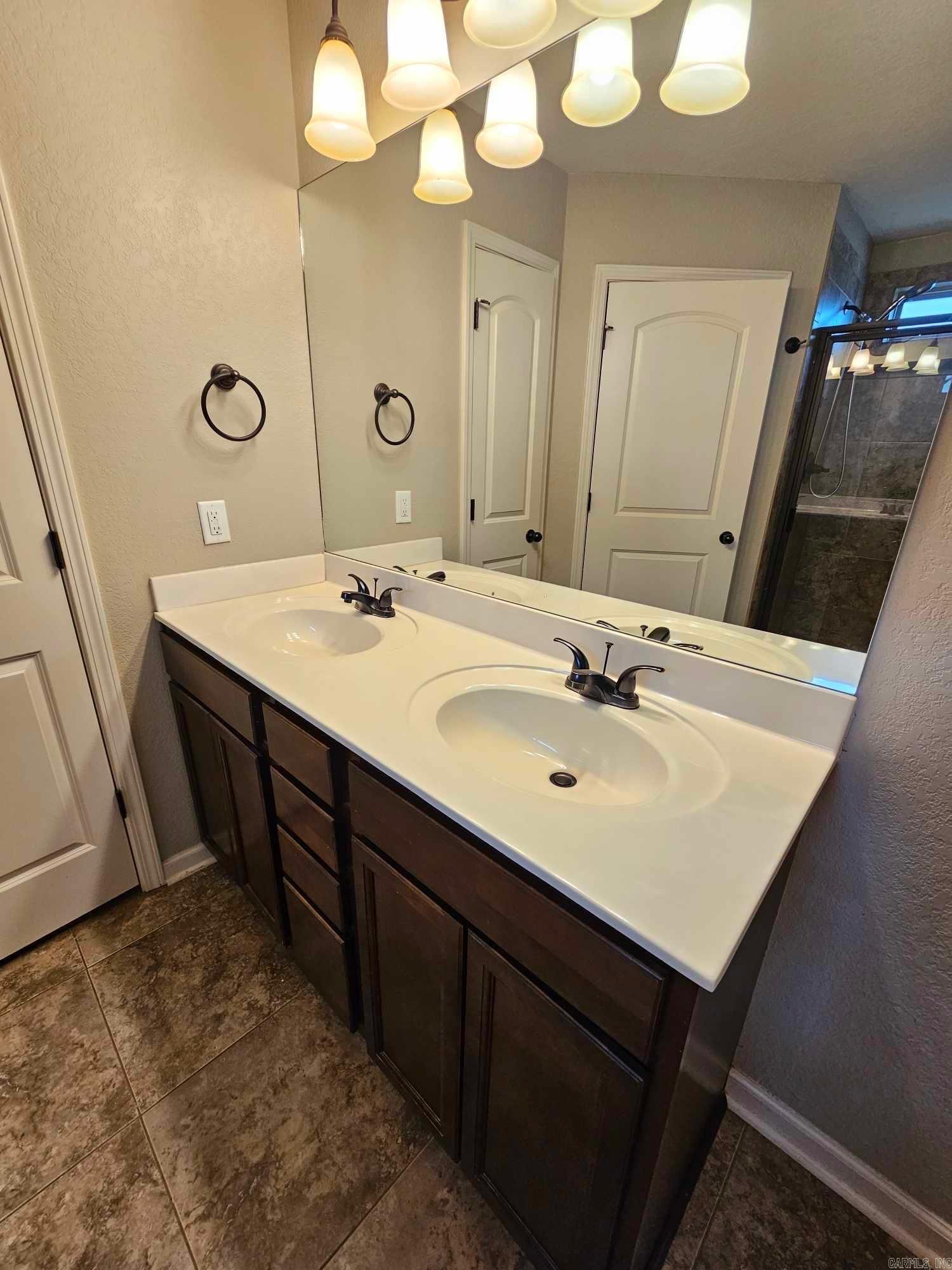 1151 Meadows  Benton, AR