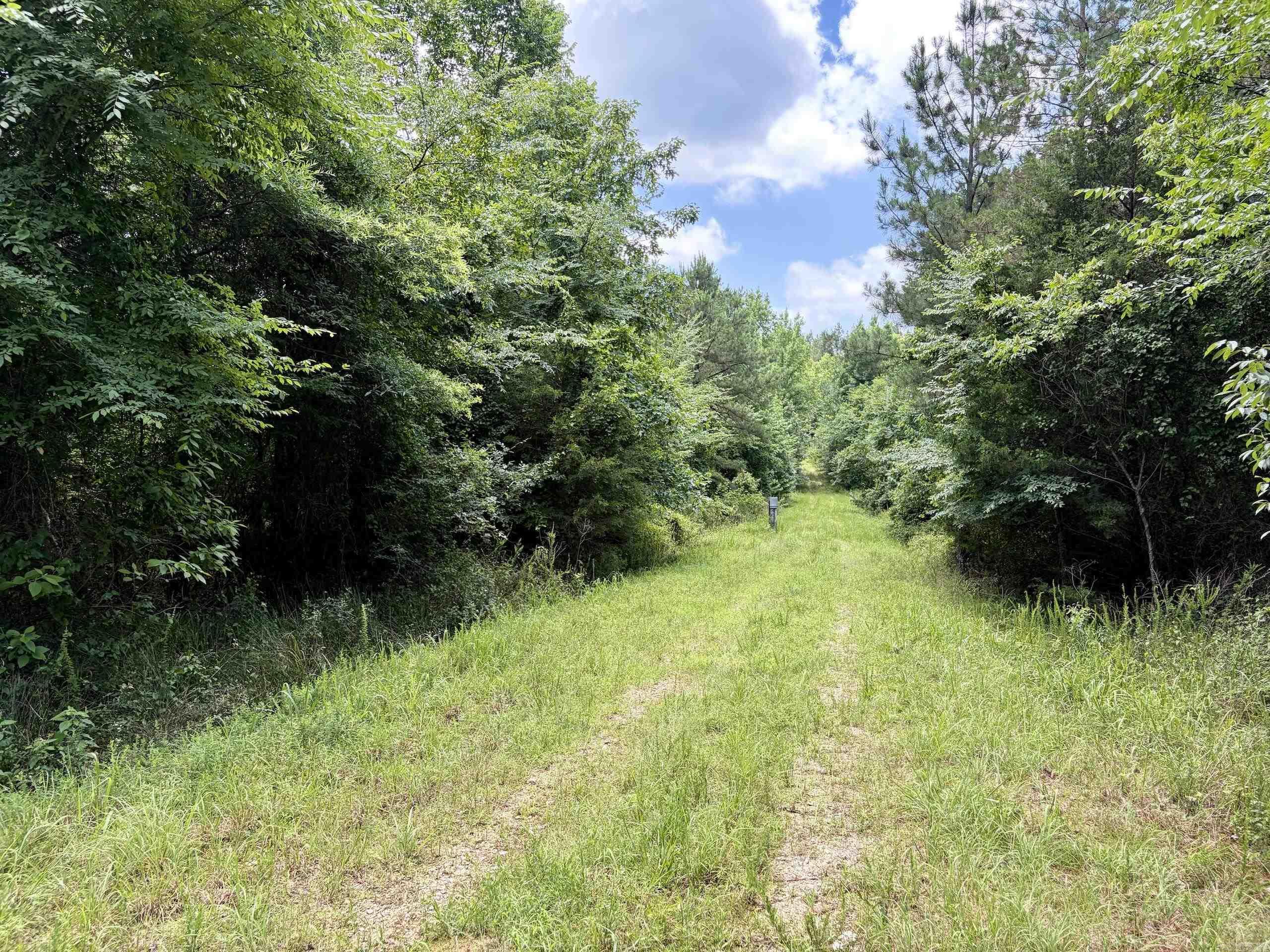 000 Fleetwood Road  Lonsdale, AR