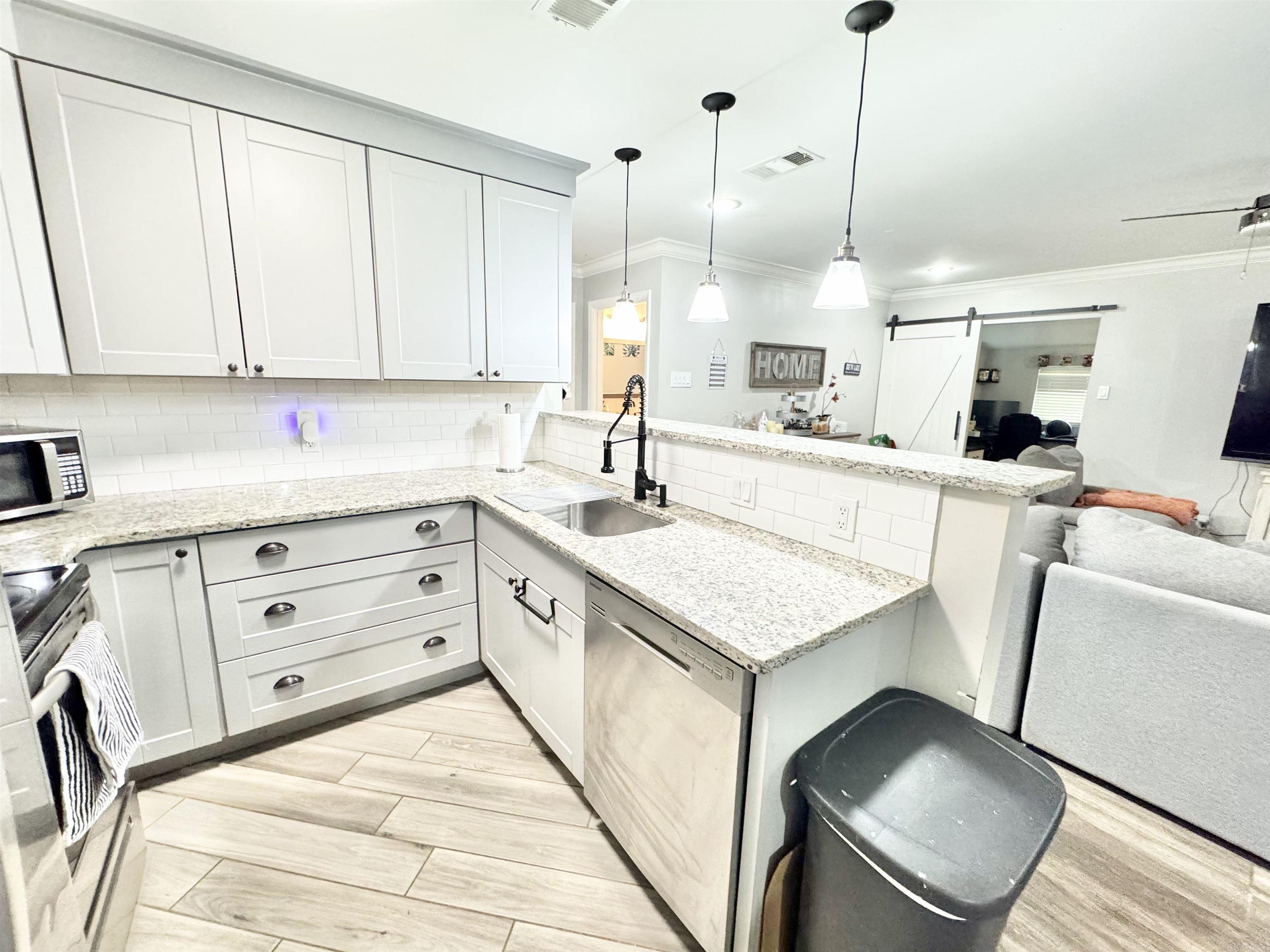 8501 Merriwood Ct  Sherwood, AR