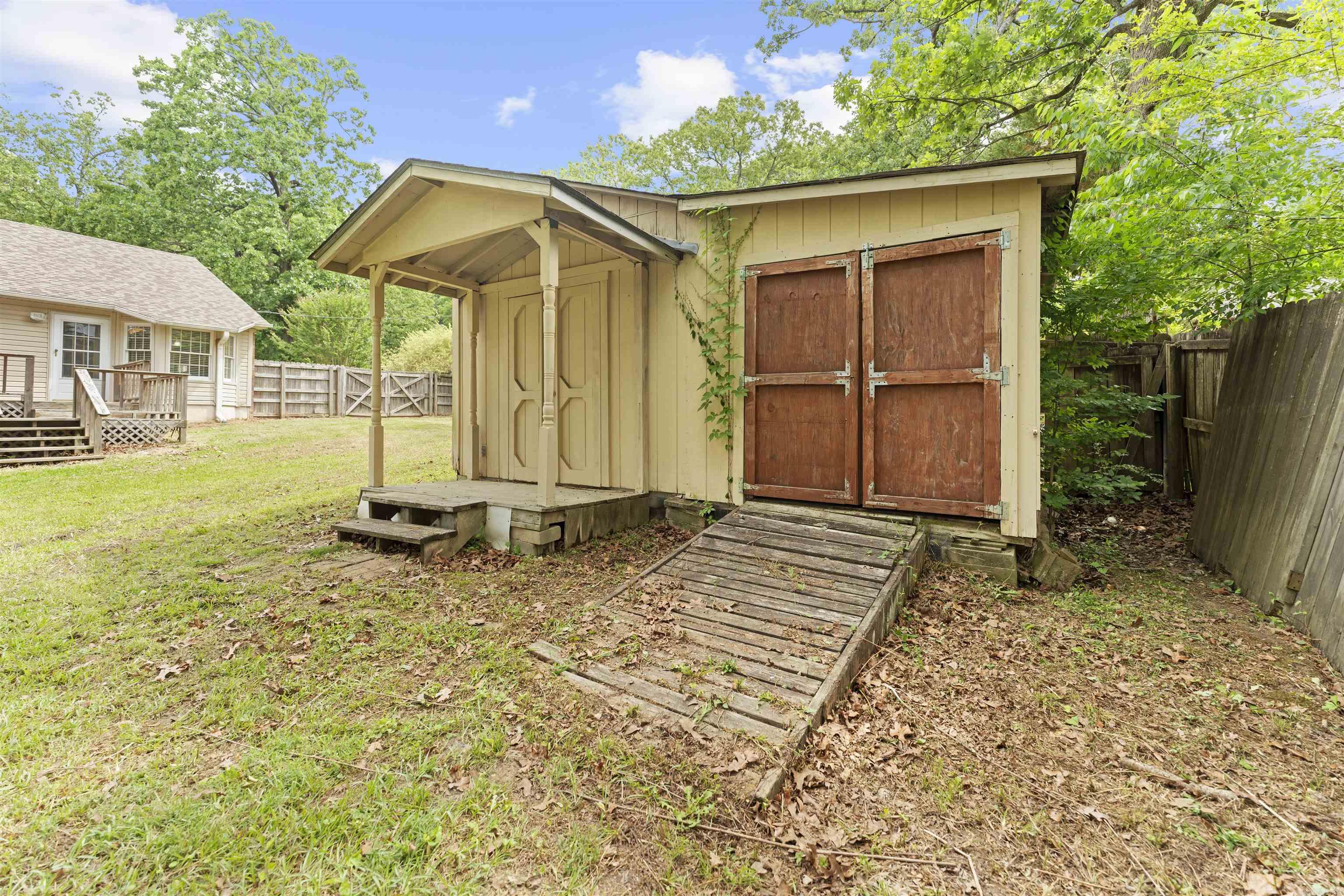 14 Carwin  Benton, AR