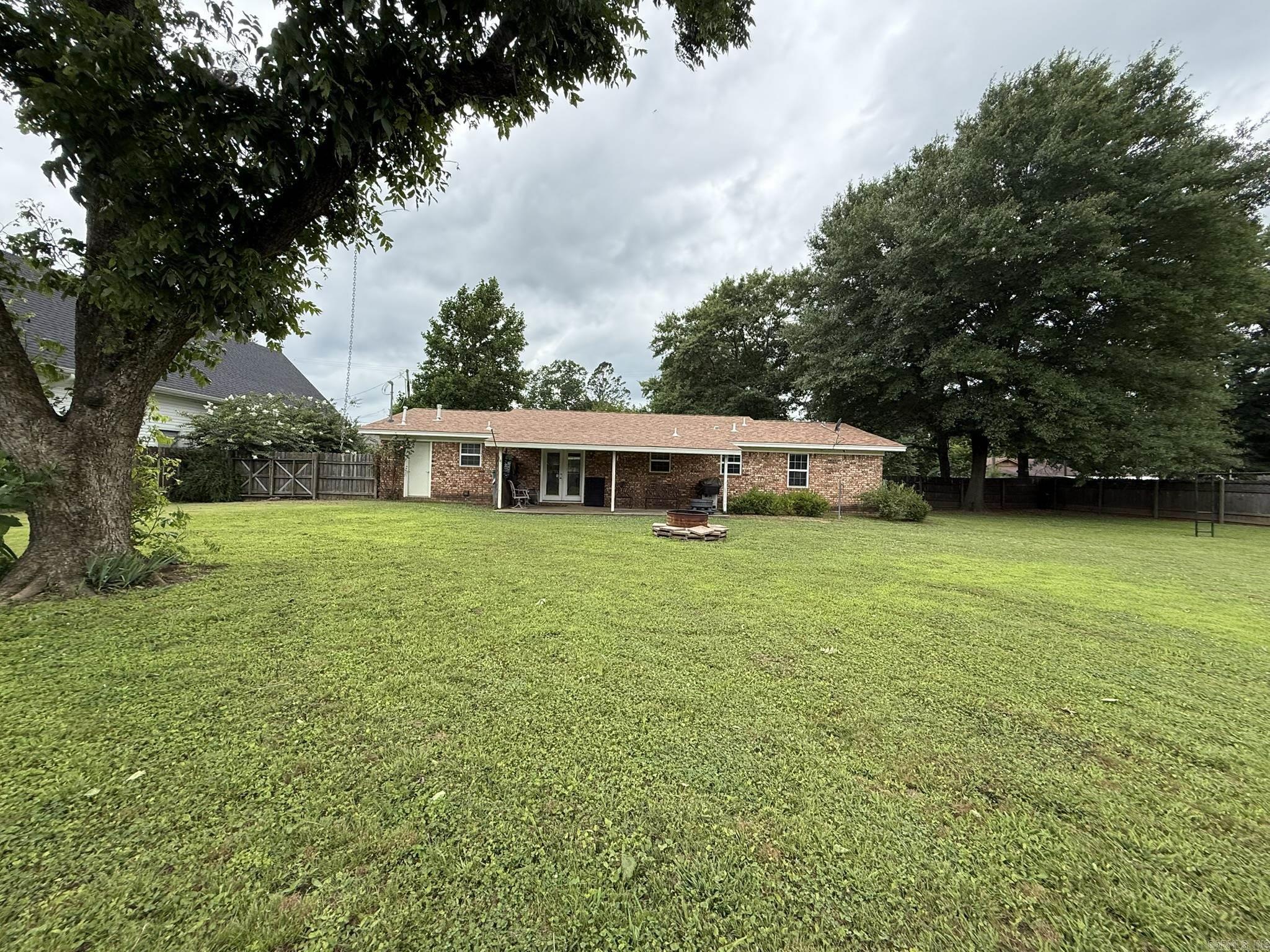 519 N Kelley  Murfreesboro, AR