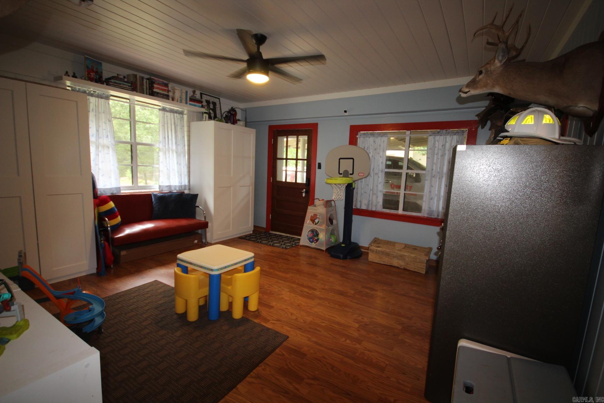 1924 Mt. Pleasant Dr.  Nashville, AR